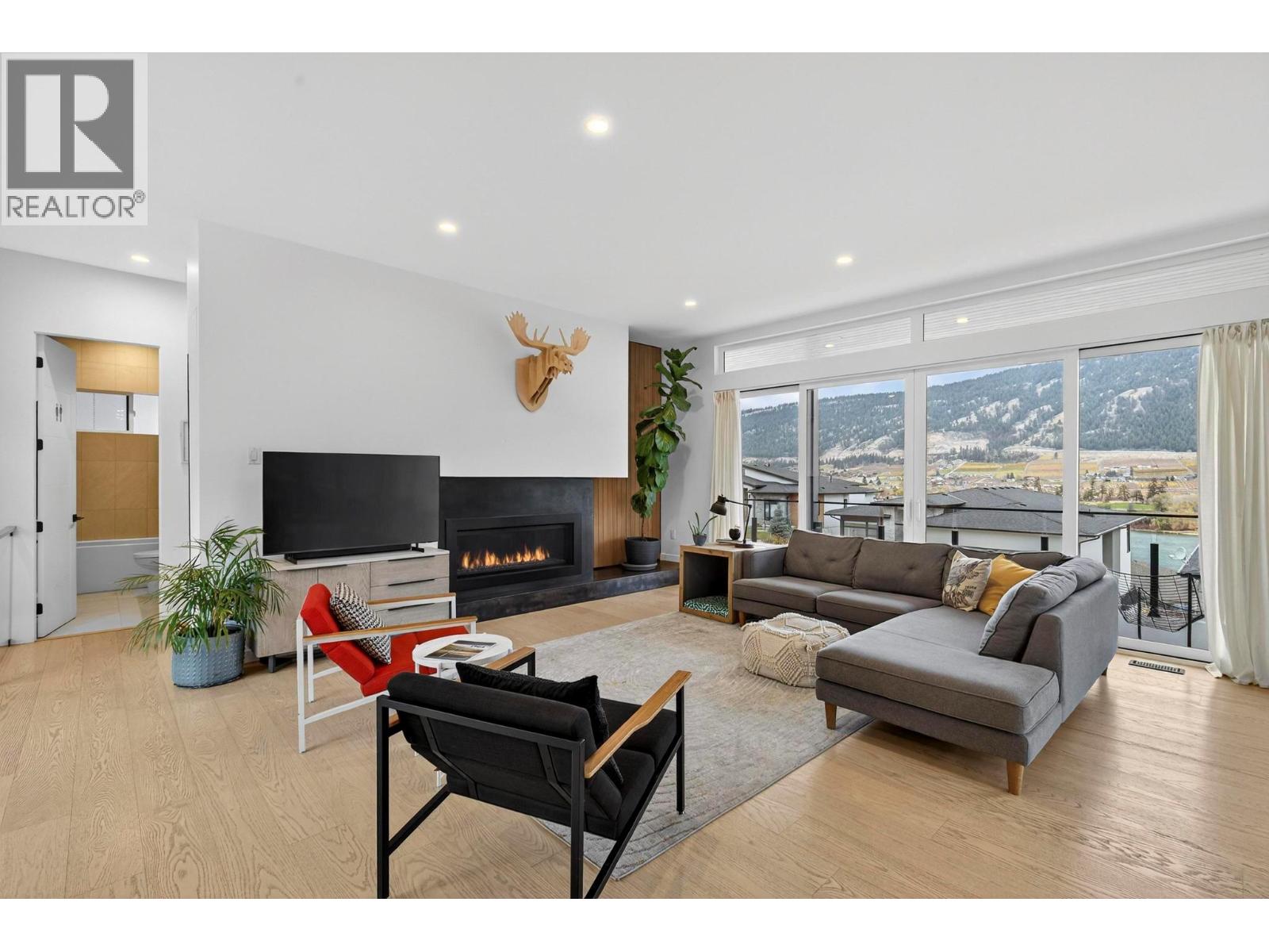 15873 Kobayashi Court