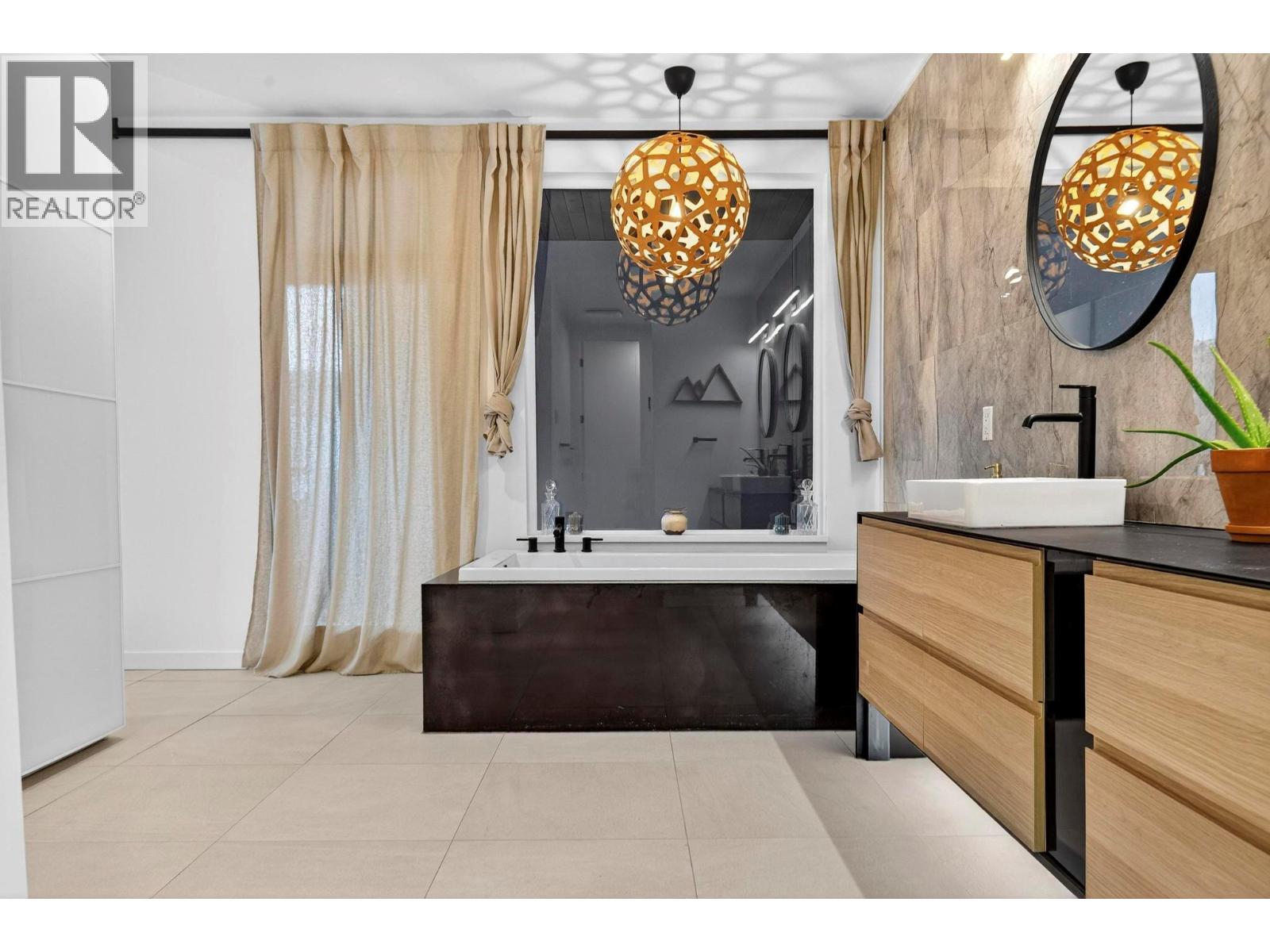 15873 Kobayashi Court