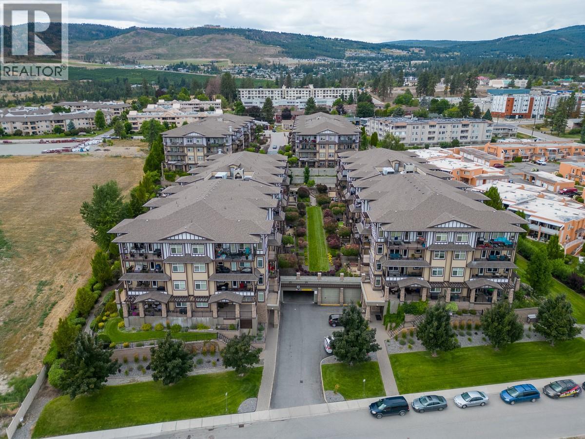 3842 Old Okanagan Highway Unit# 4406