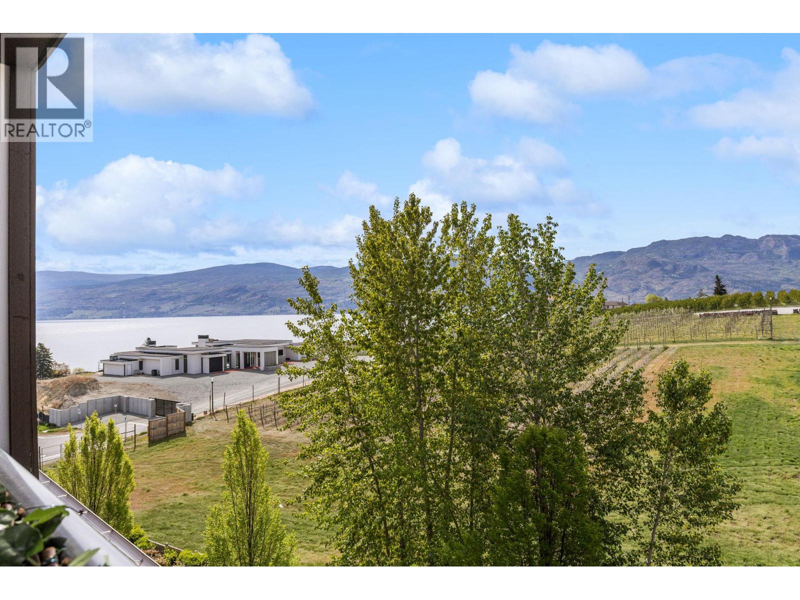 3842 Old Okanagan Highway Unit# 4406