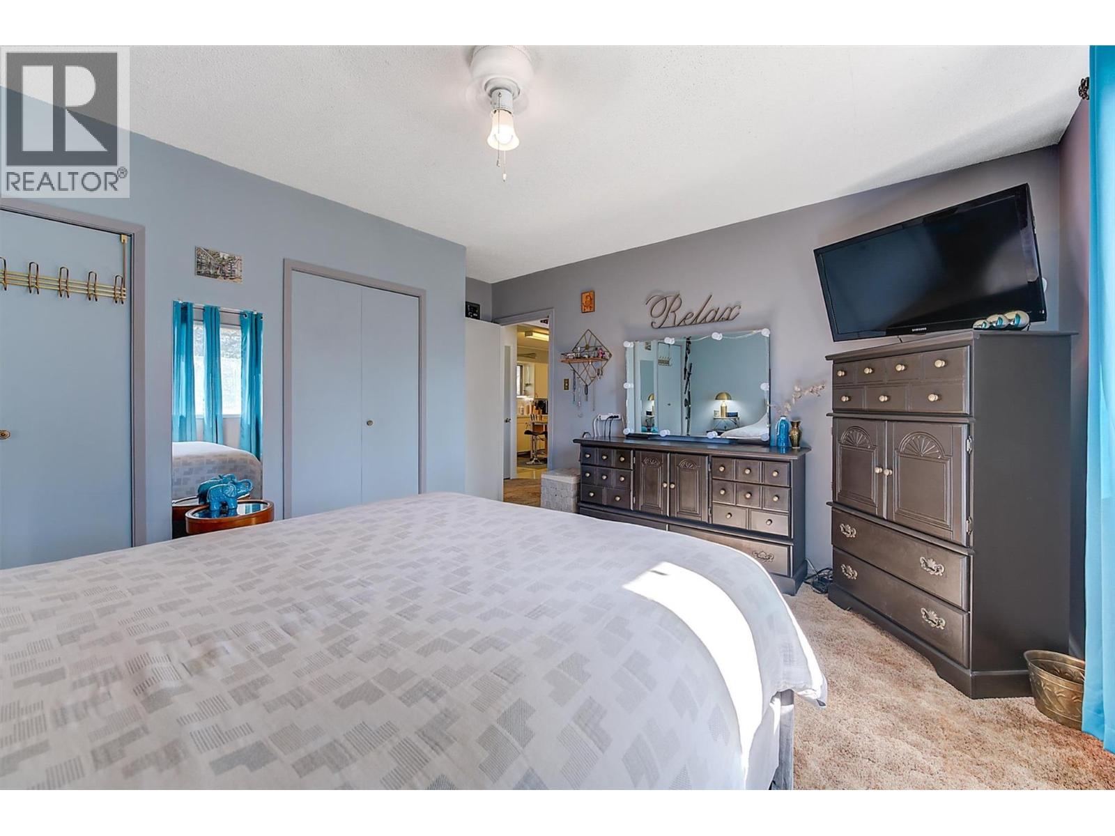 280 Dougall Road S