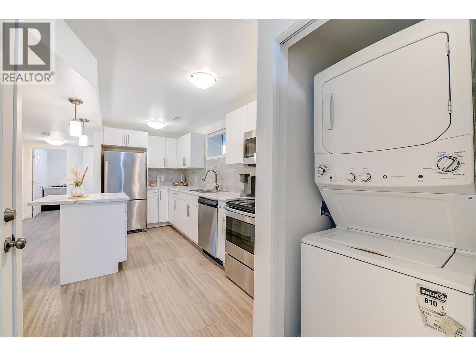 280 Dougall Road S