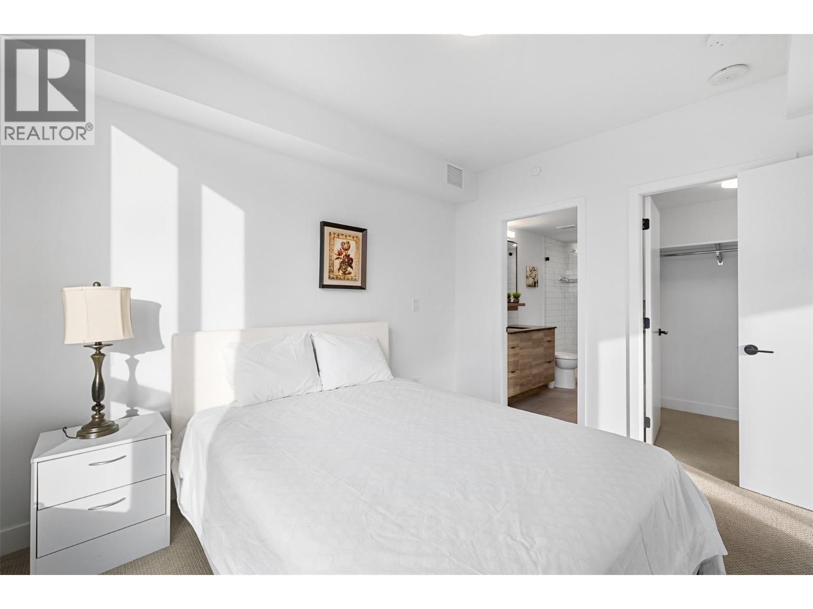 1471 St Paul Street Unit# 905
