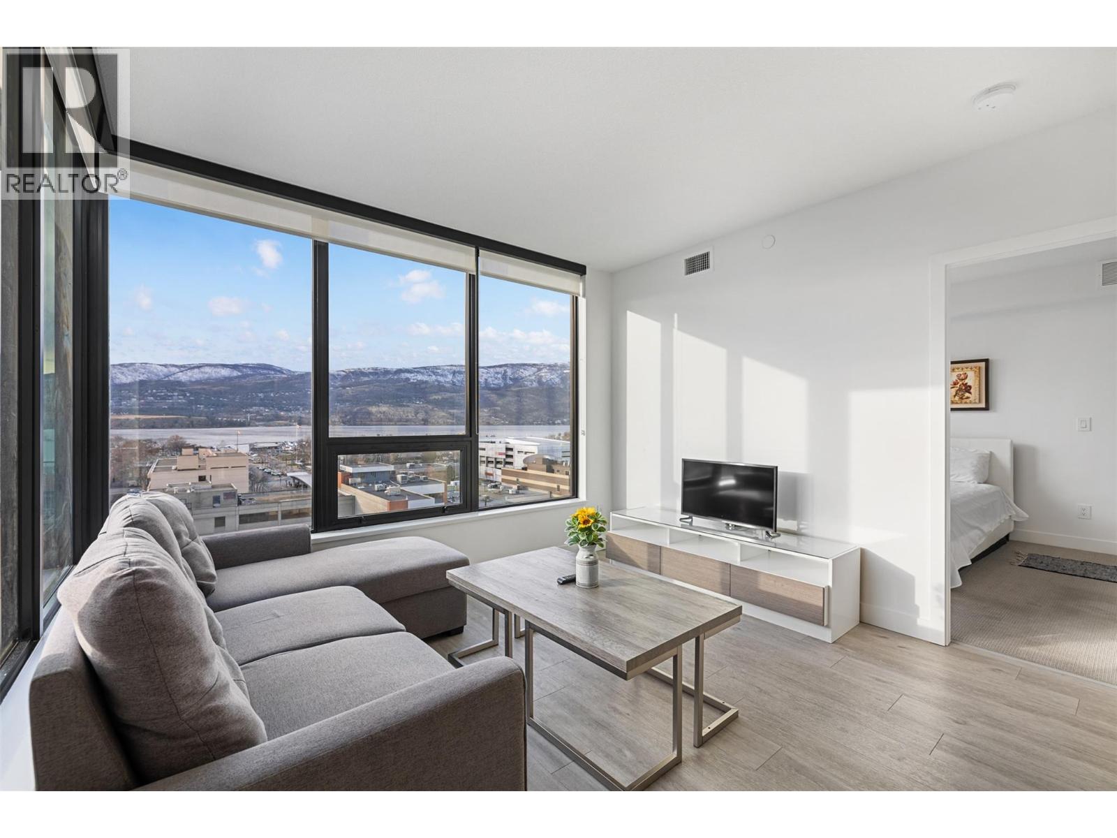 1471 St Paul Street Unit# 905
