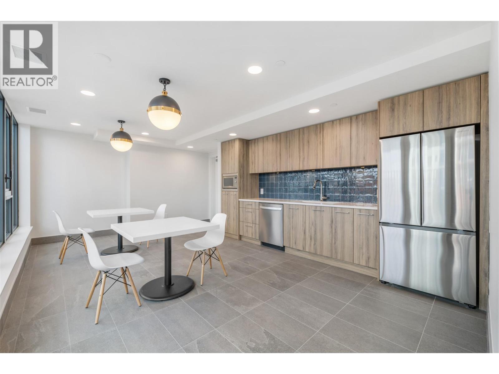 3699 Capozzi Road Unit# PH3