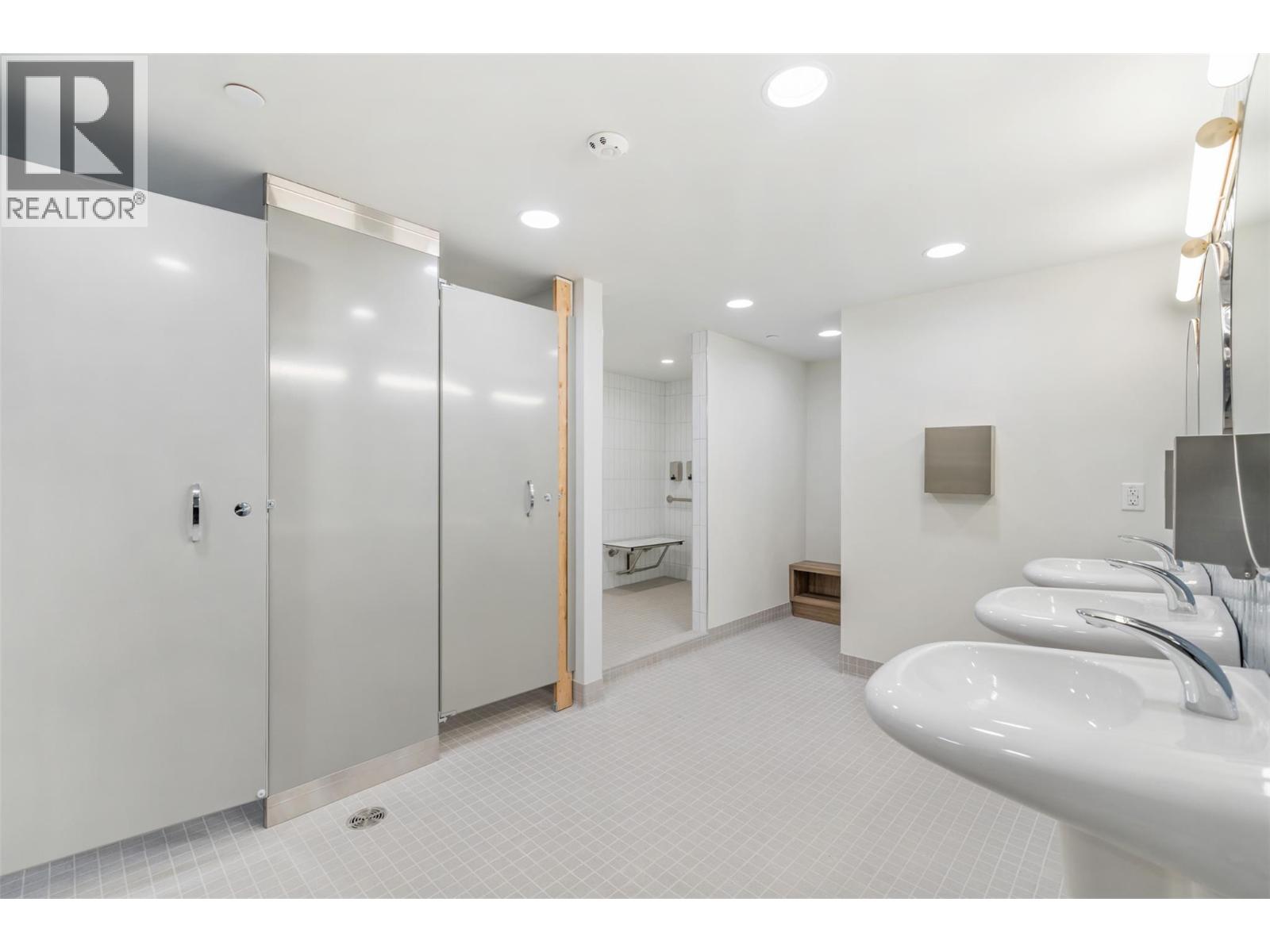3699 Capozzi Road Unit# PH3