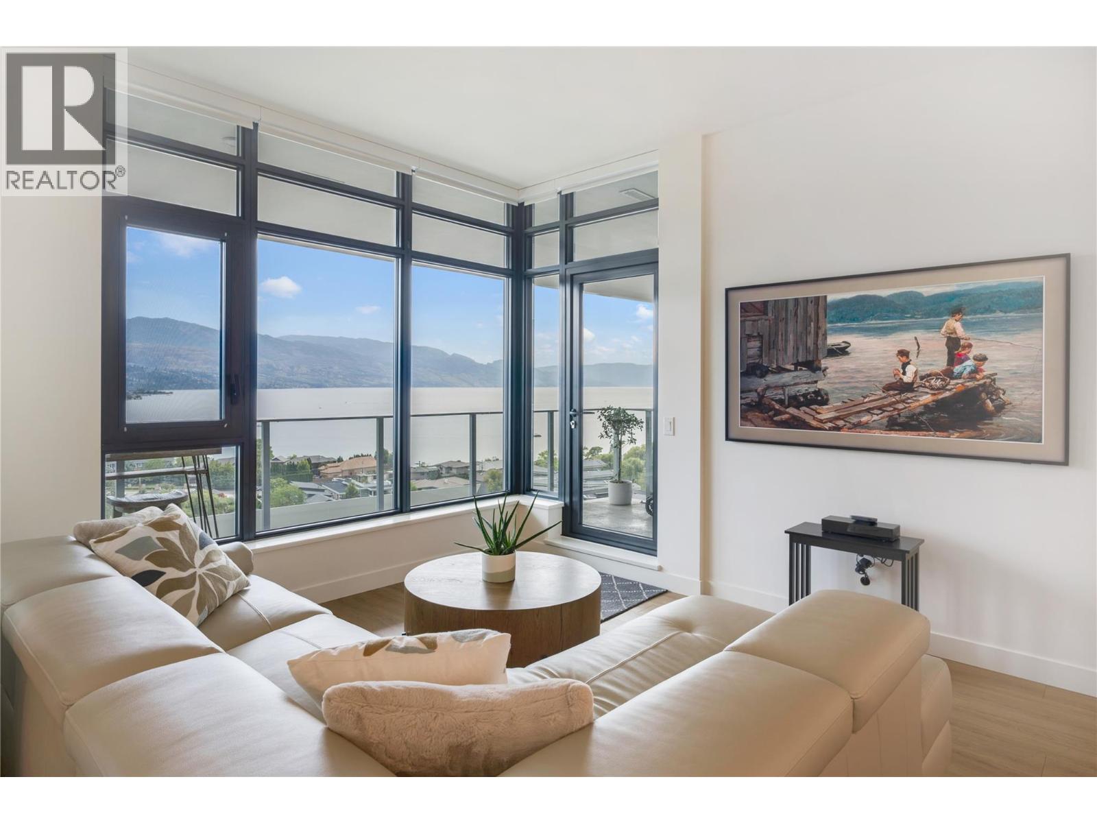 3699 Capozzi Road Unit# PH3