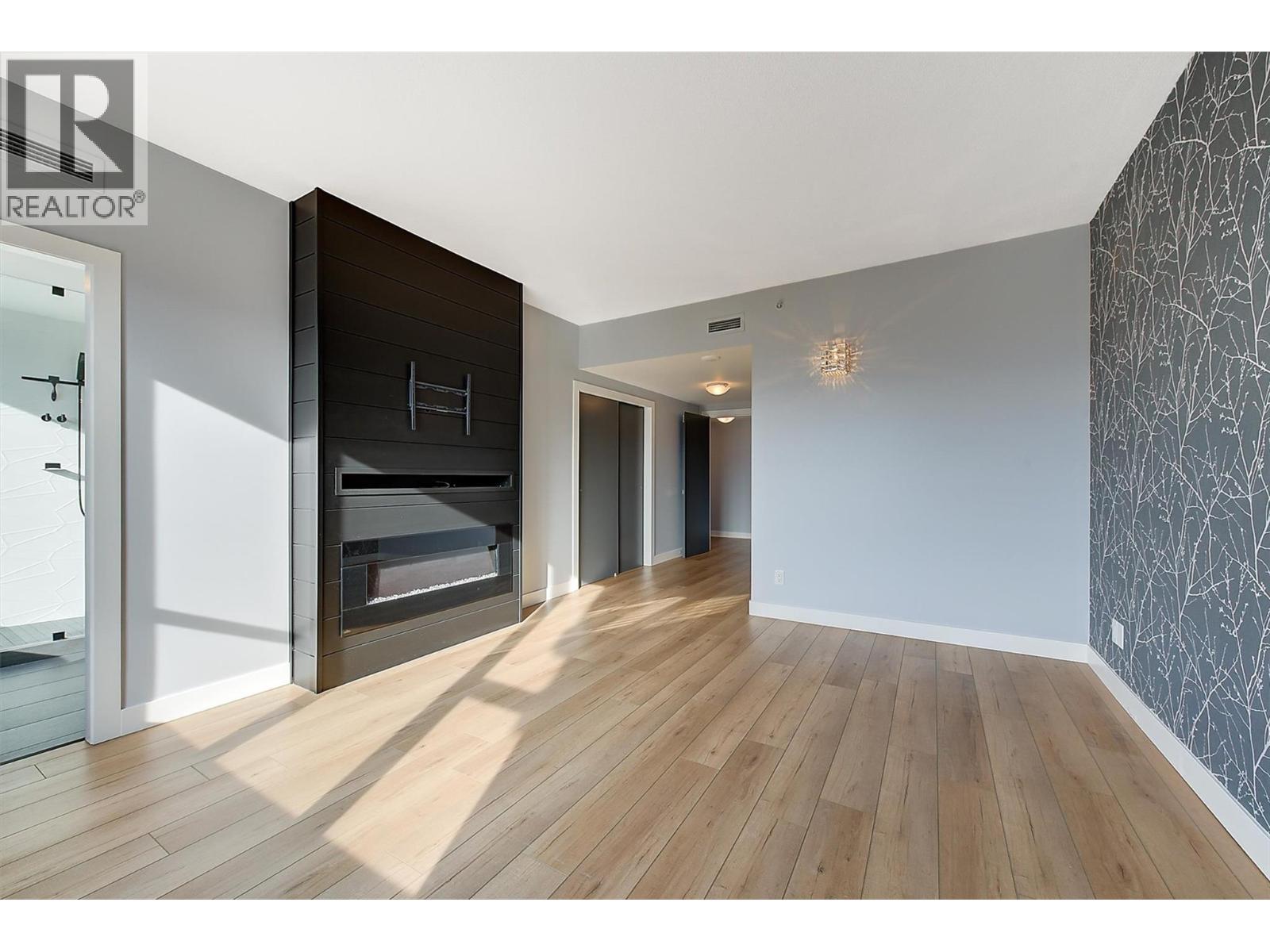 1160 Bernard Avenue Unit# 1209