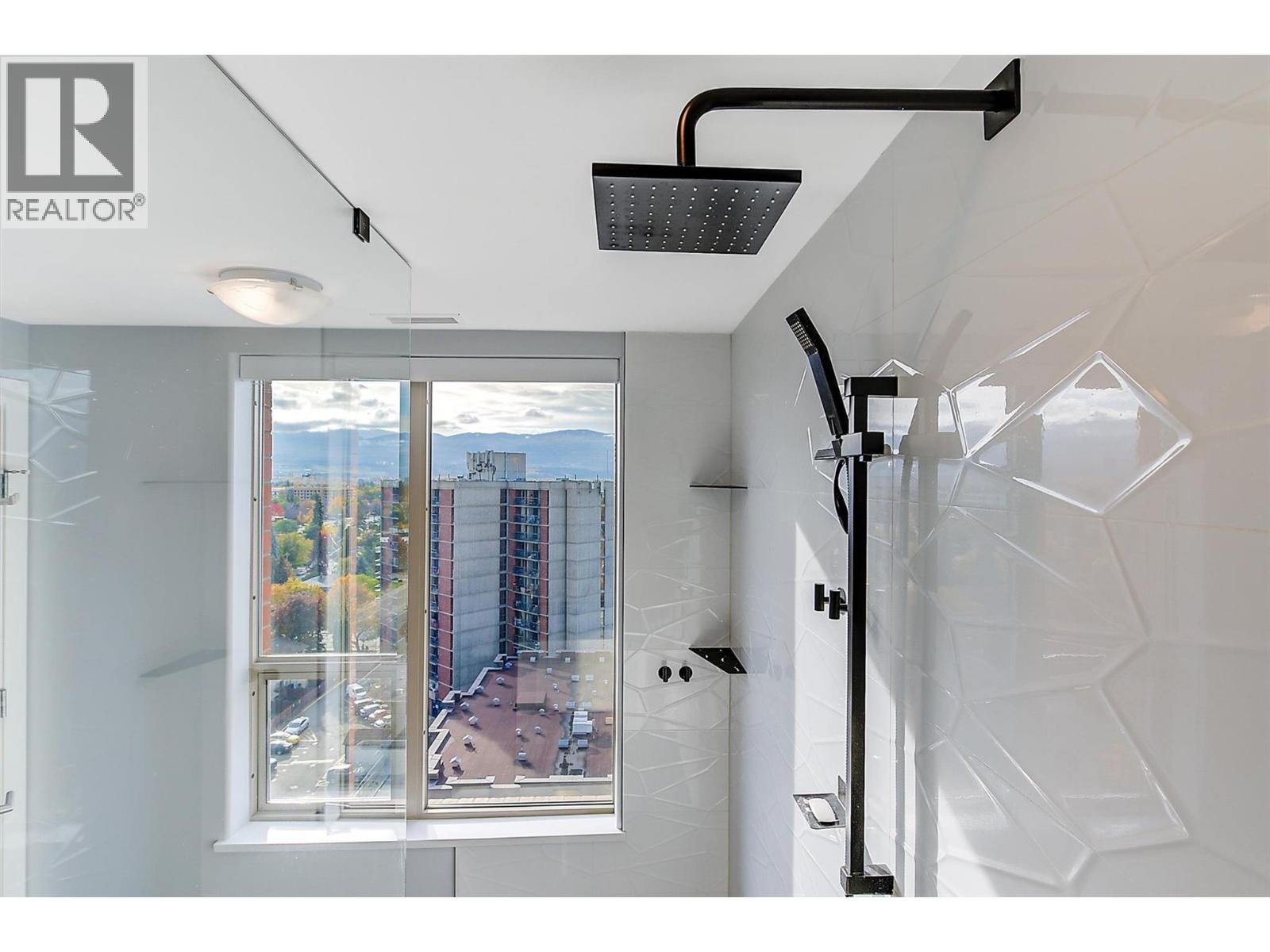 1160 Bernard Avenue Unit# 1209