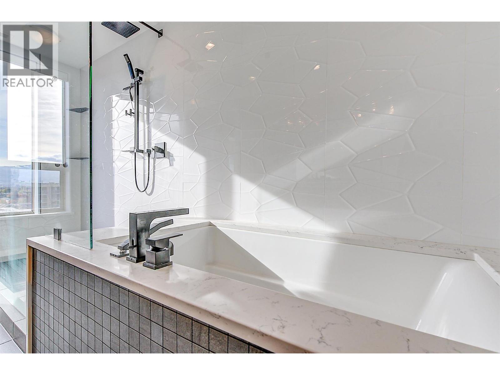 1160 Bernard Avenue Unit# 1209