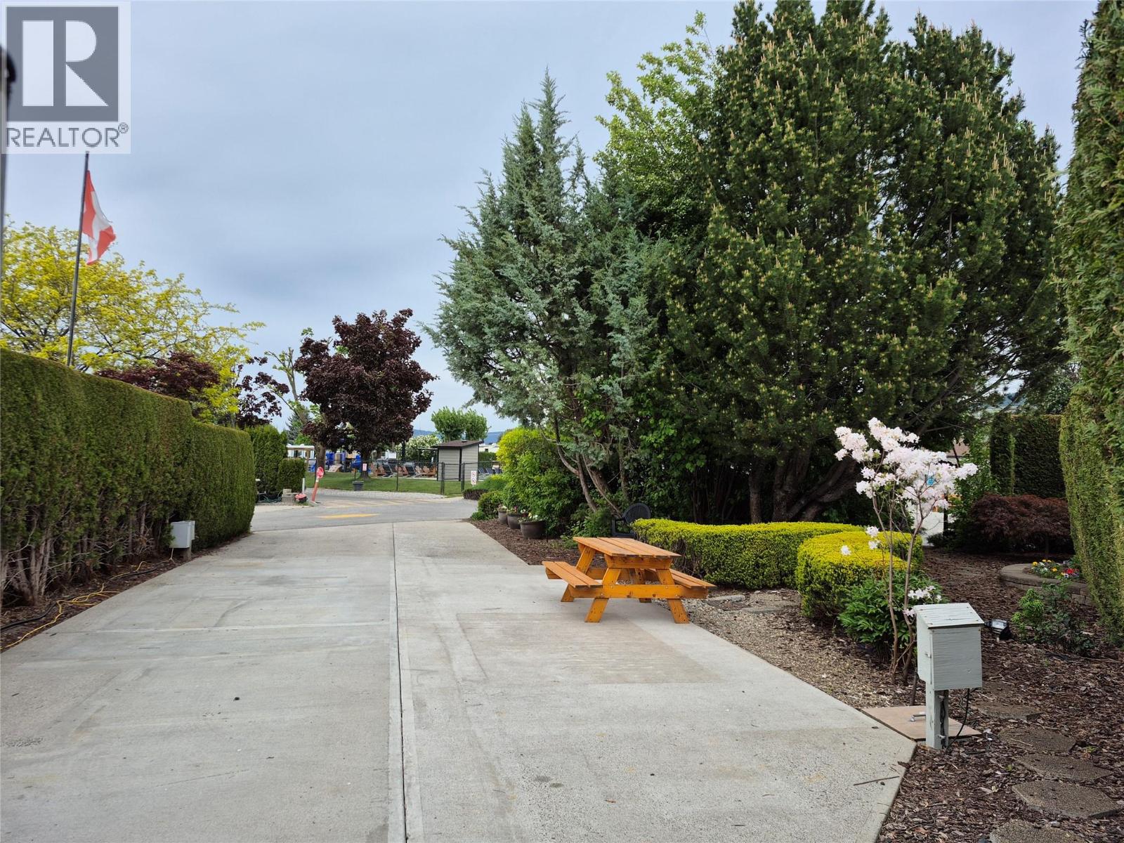 415 Commonwealth Road Unit# 299