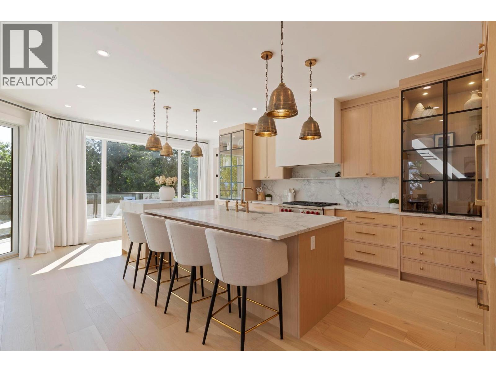 1743 Markham Court