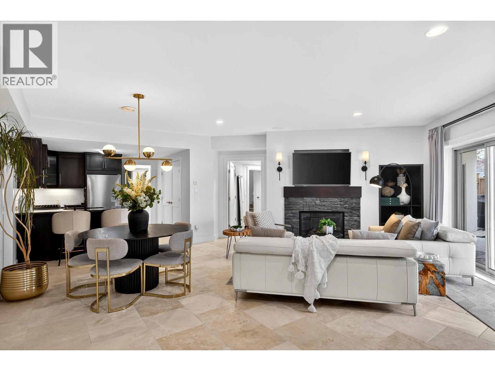 1743 Markham Court
