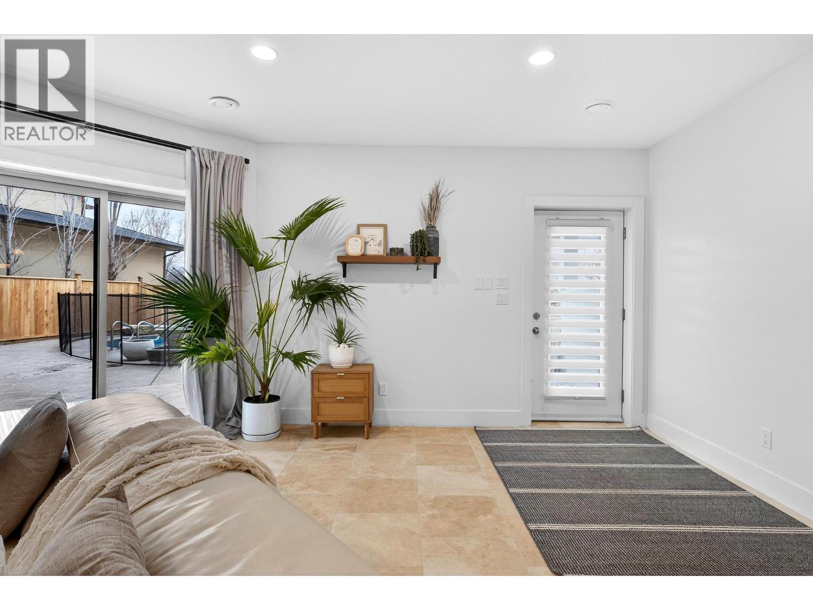 1743 Markham Court