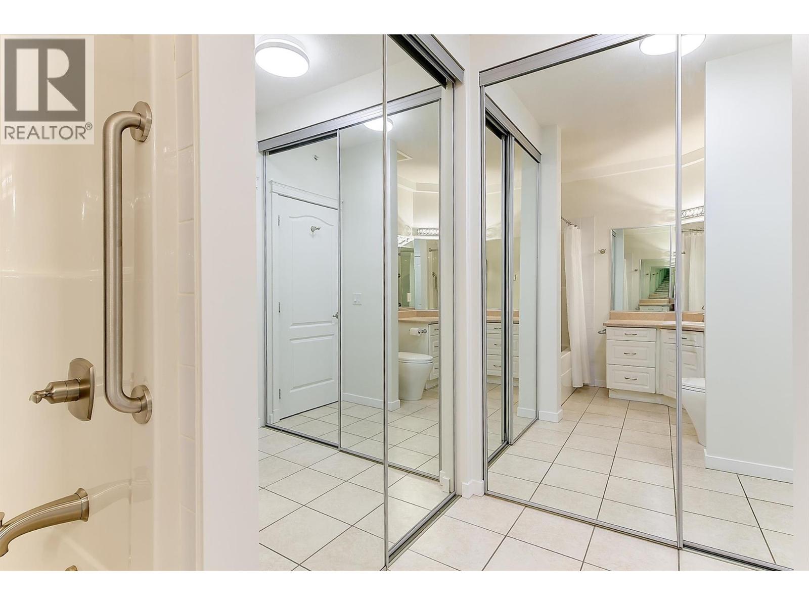 307 Whitman Road Unit# 402