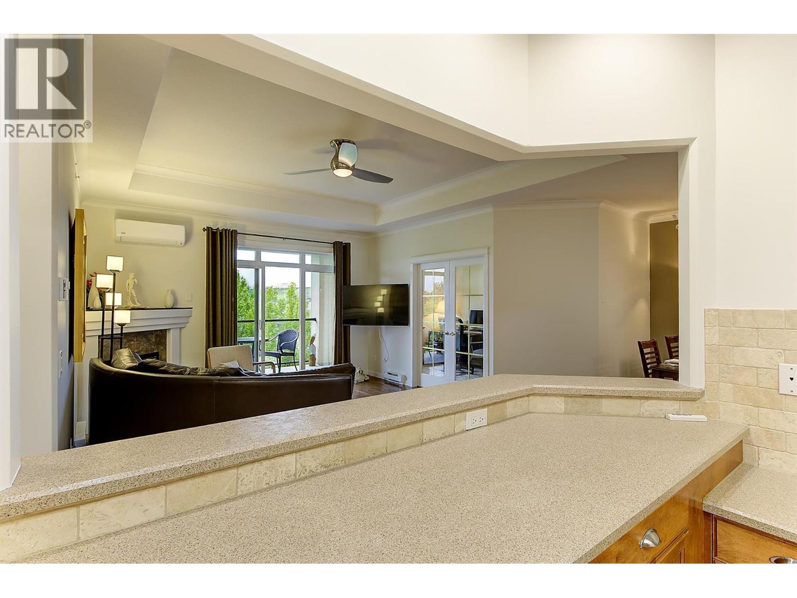 307 Whitman Road Unit# 402