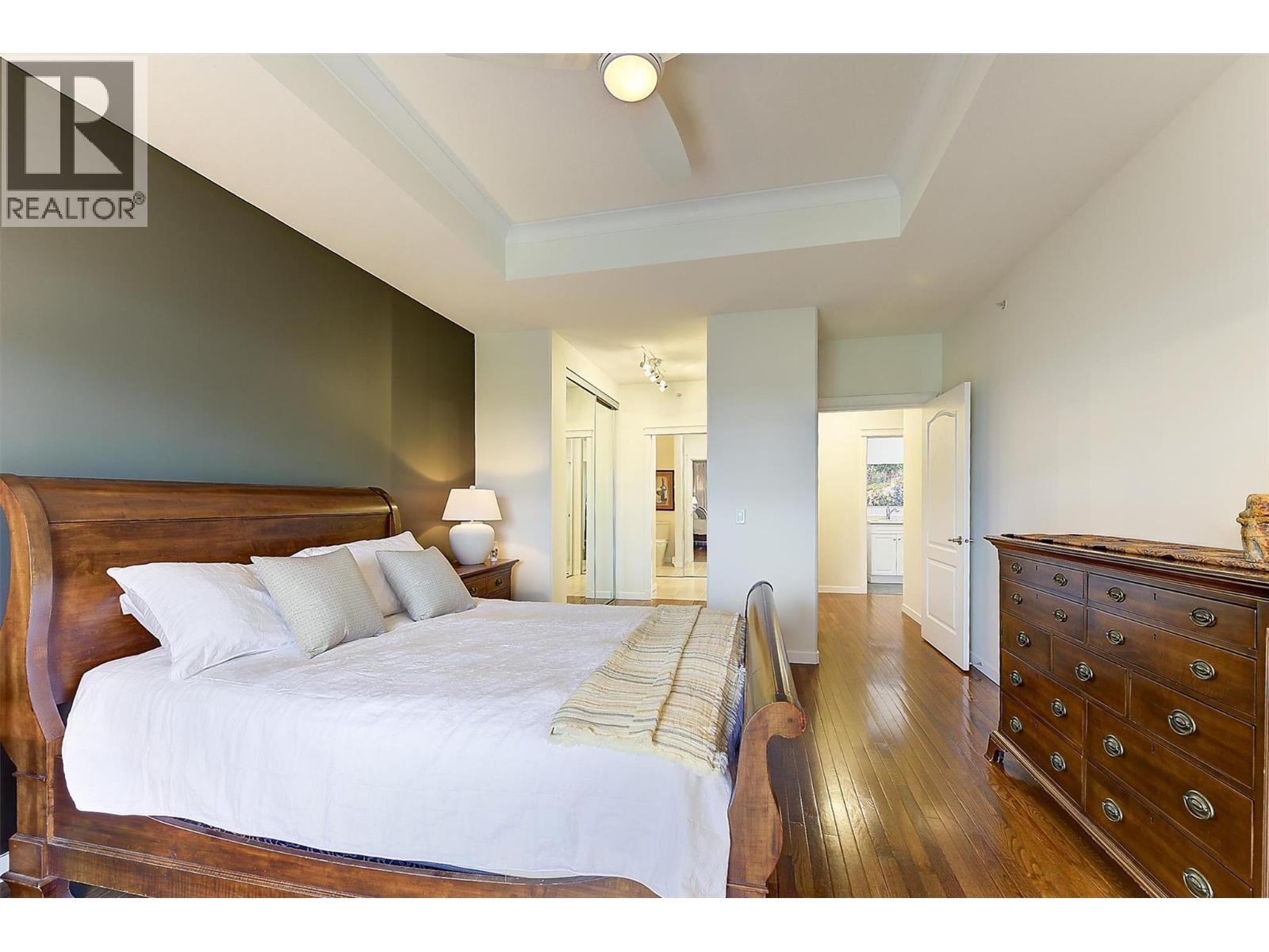 307 Whitman Road Unit# 402