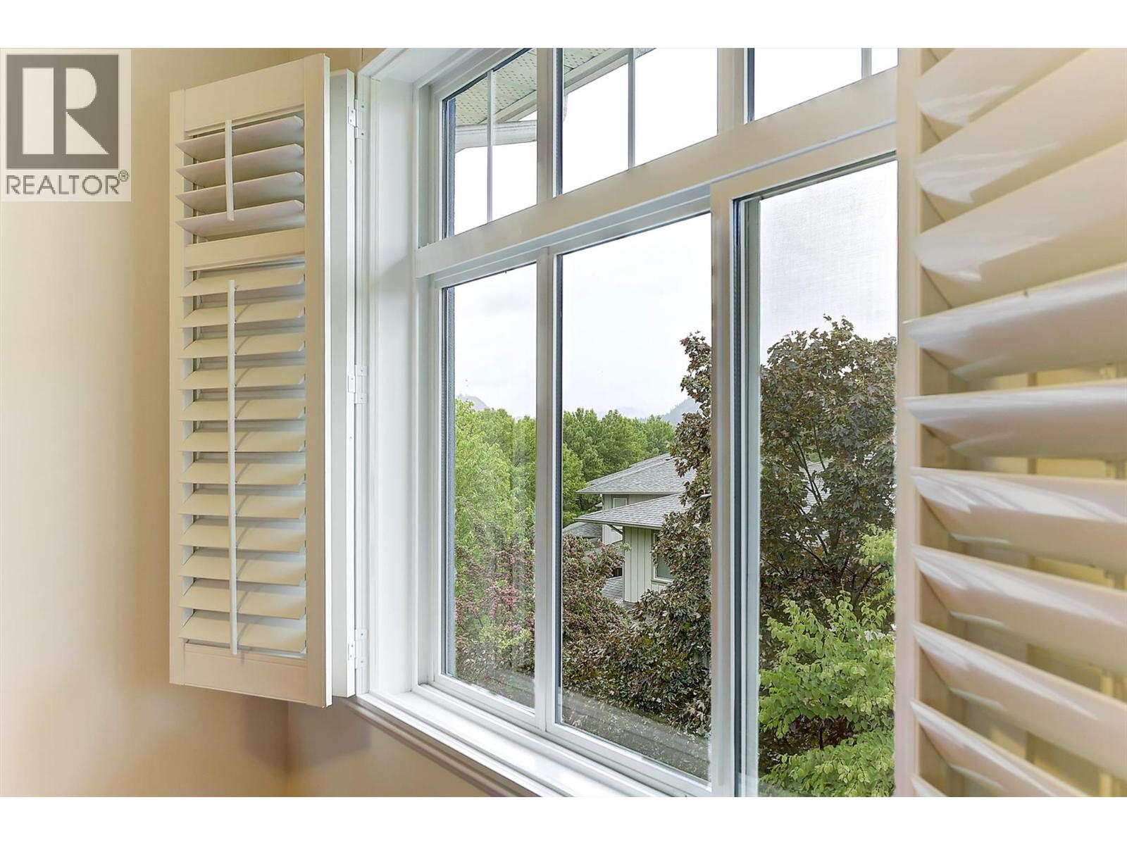 307 Whitman Road Unit# 402