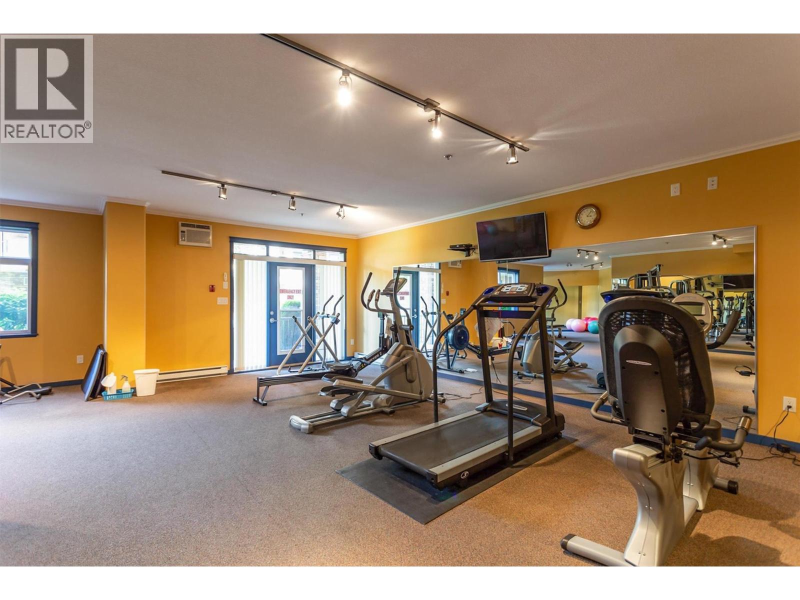 307 Whitman Road Unit# 402