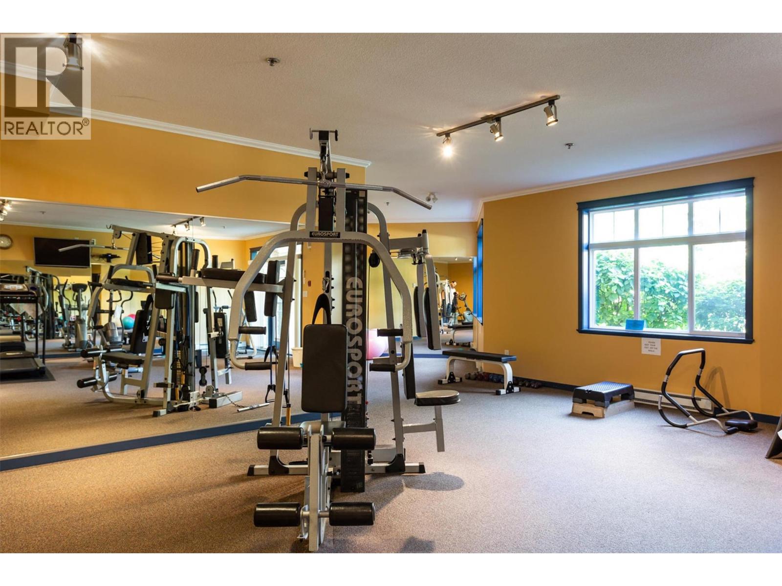 307 Whitman Road Unit# 402