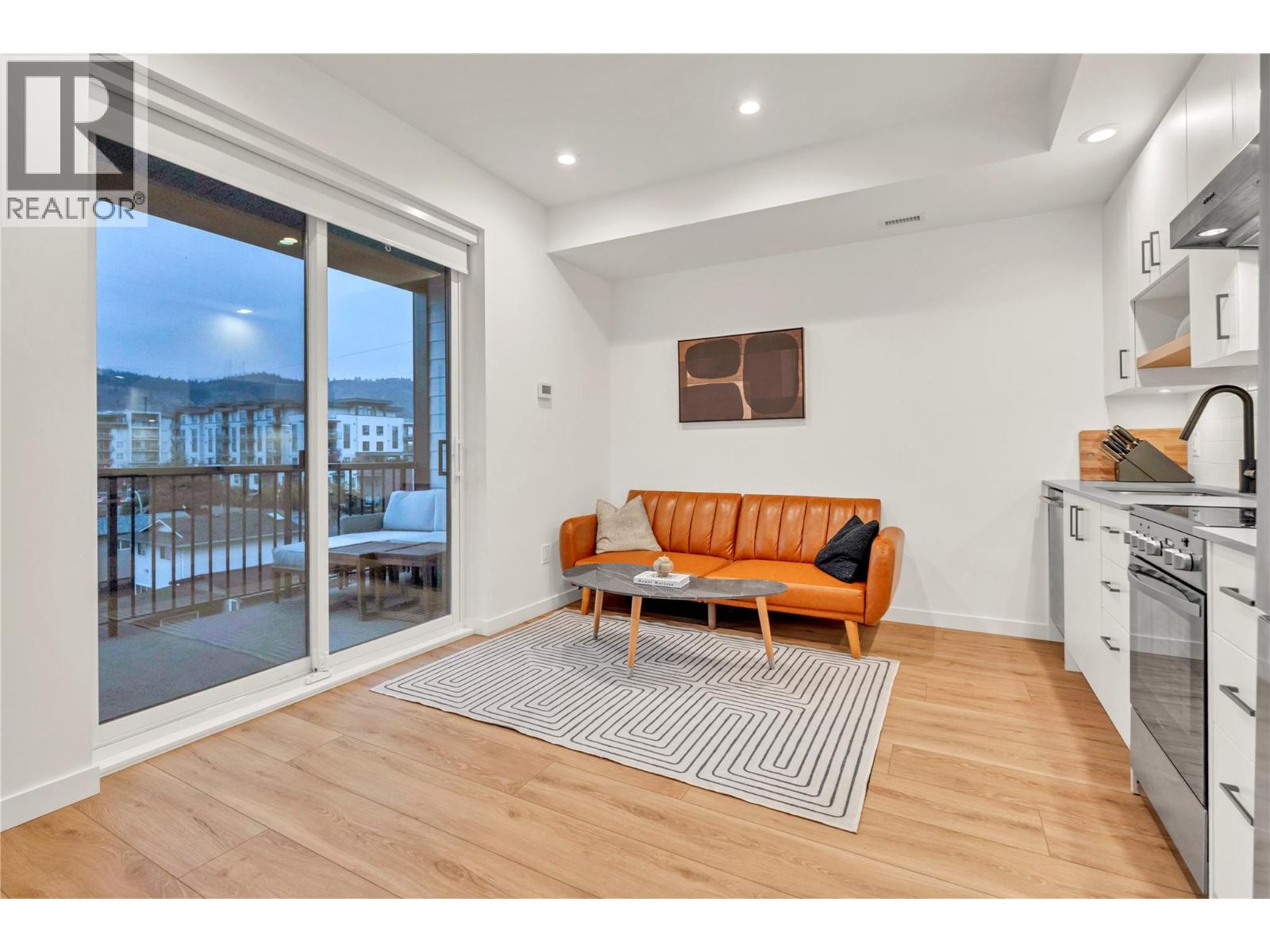 660 Cawston Avenue Unit# 311
