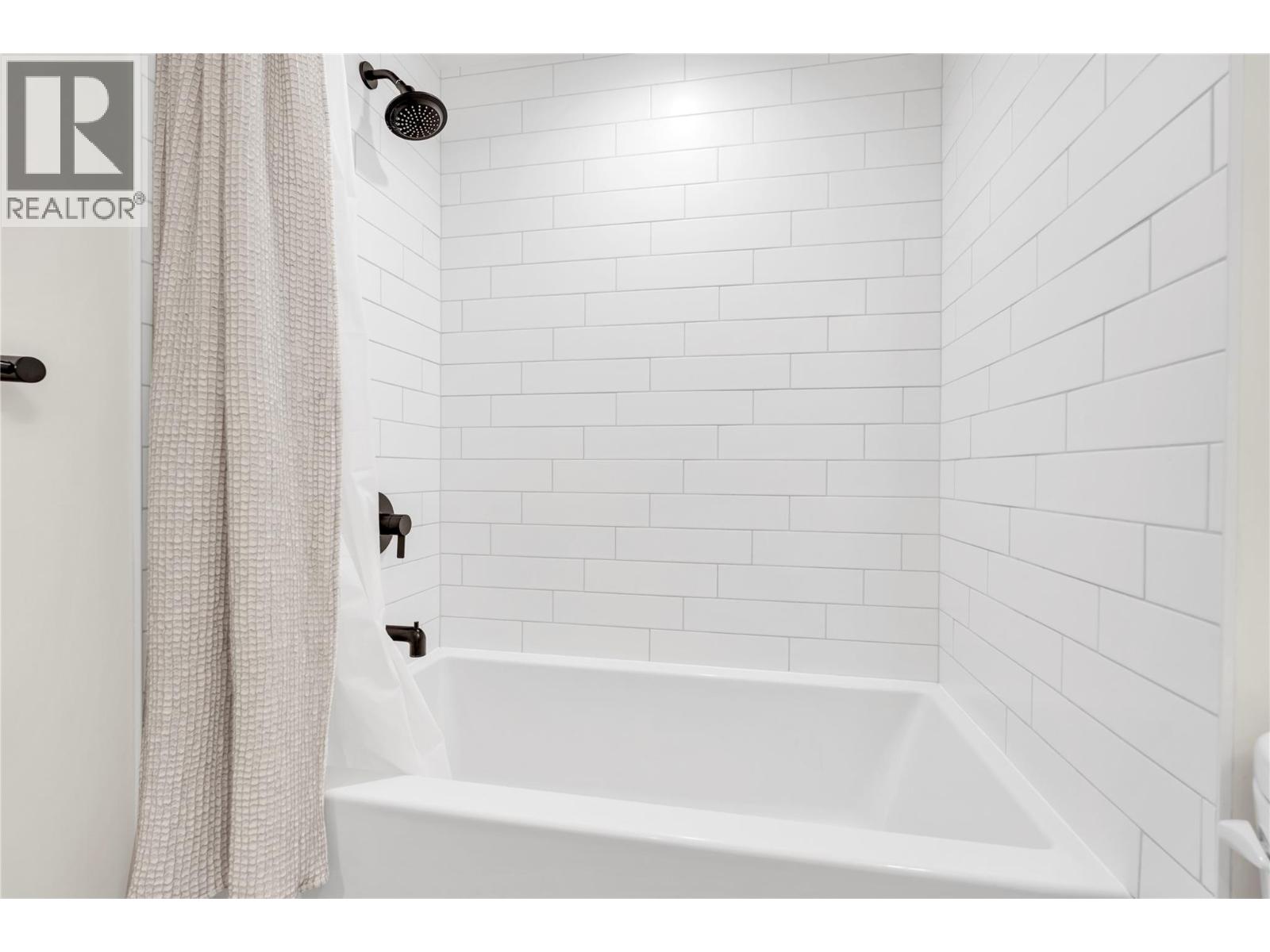 660 Cawston Avenue Unit# 311