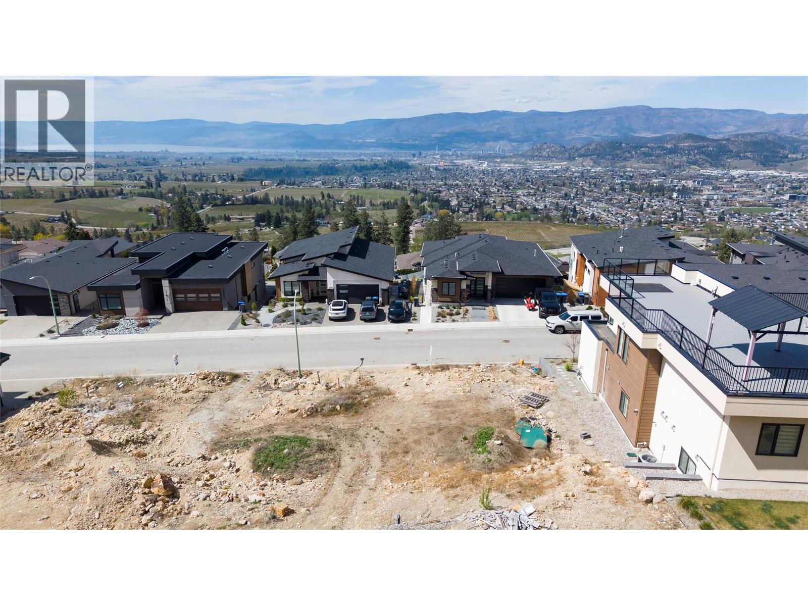 1181 Lone Pine Drive