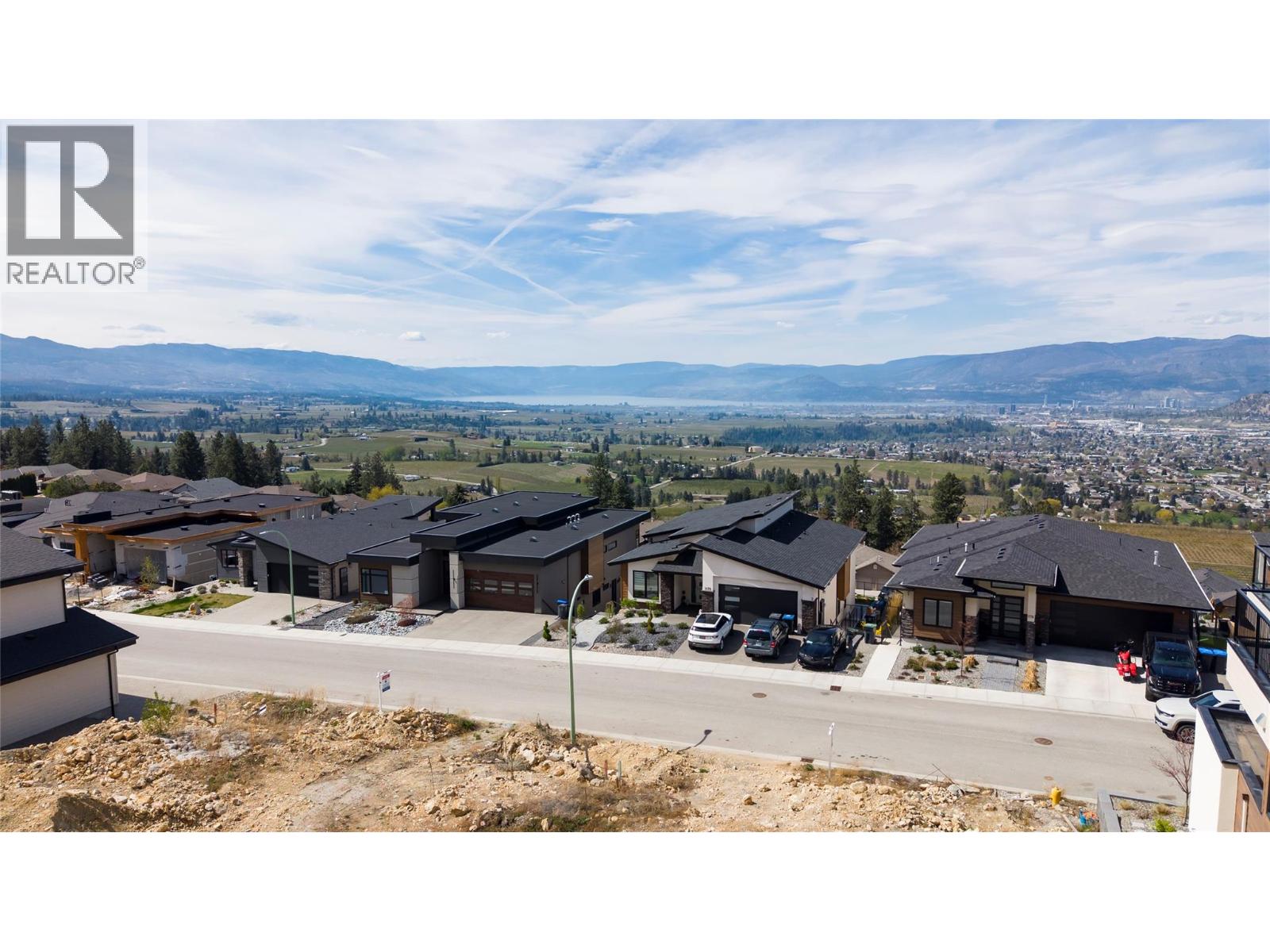 1181 Lone Pine Drive
