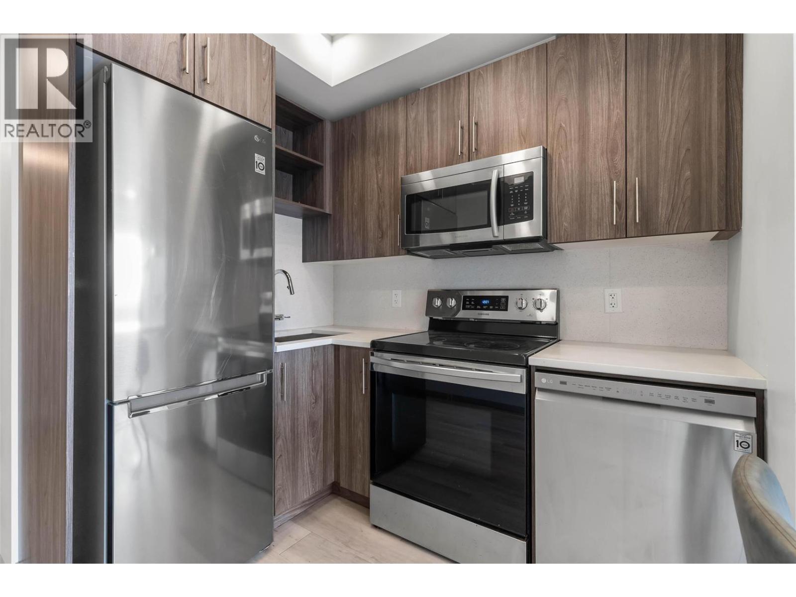 345 Dougall Road N Unit# 224