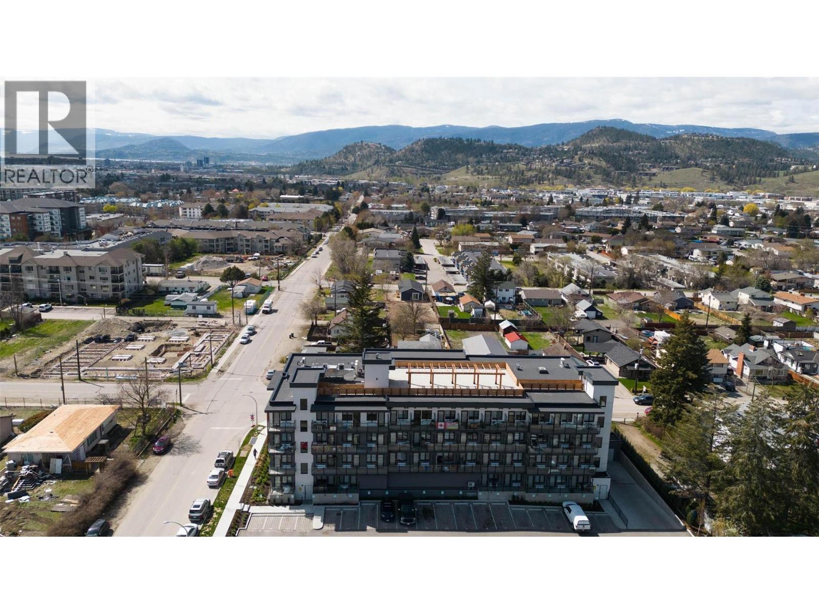 345 Dougall Road N Unit# 224