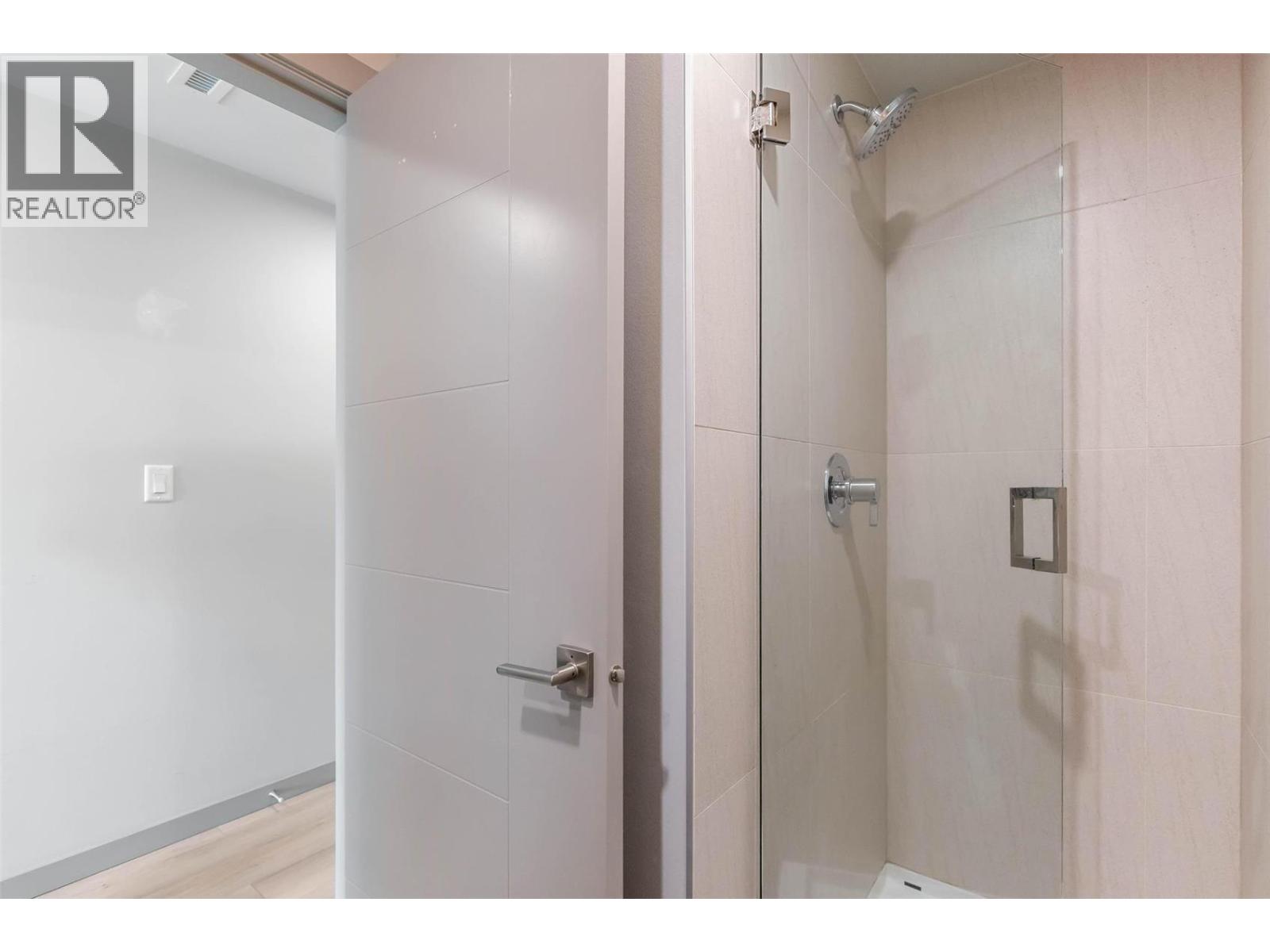 345 Dougall Road N Unit# 224