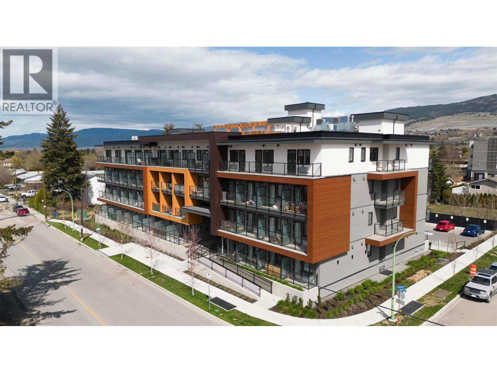 345 Dougall Road N Unit# 224