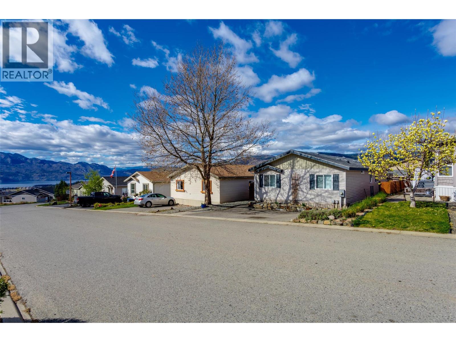 2440 Old Okanagan Highway Unit# 1026