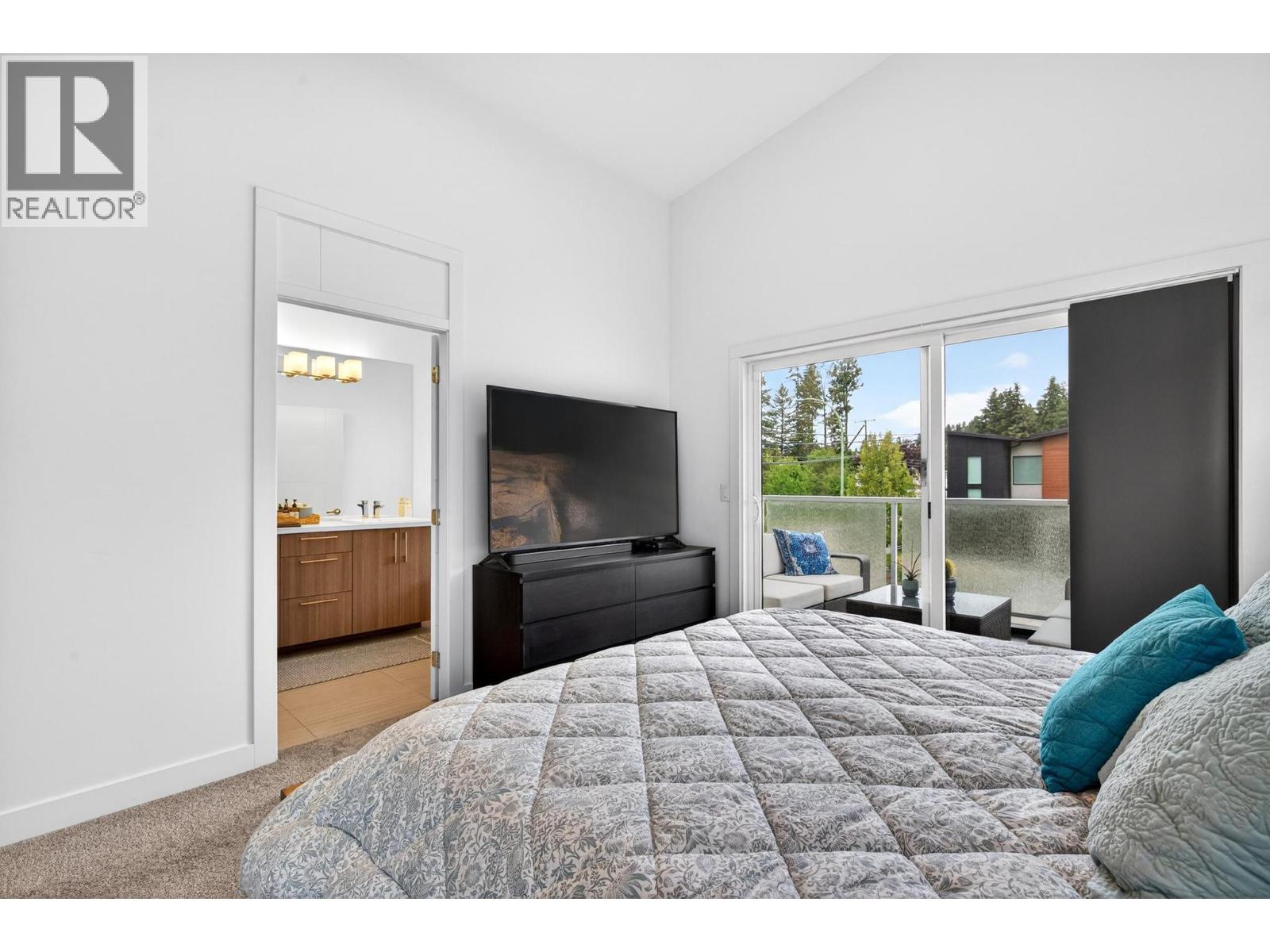 1273 Modern Place