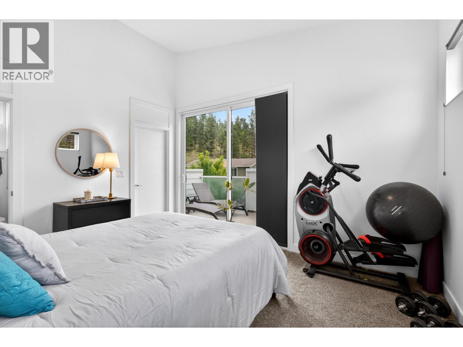1273 Modern Place