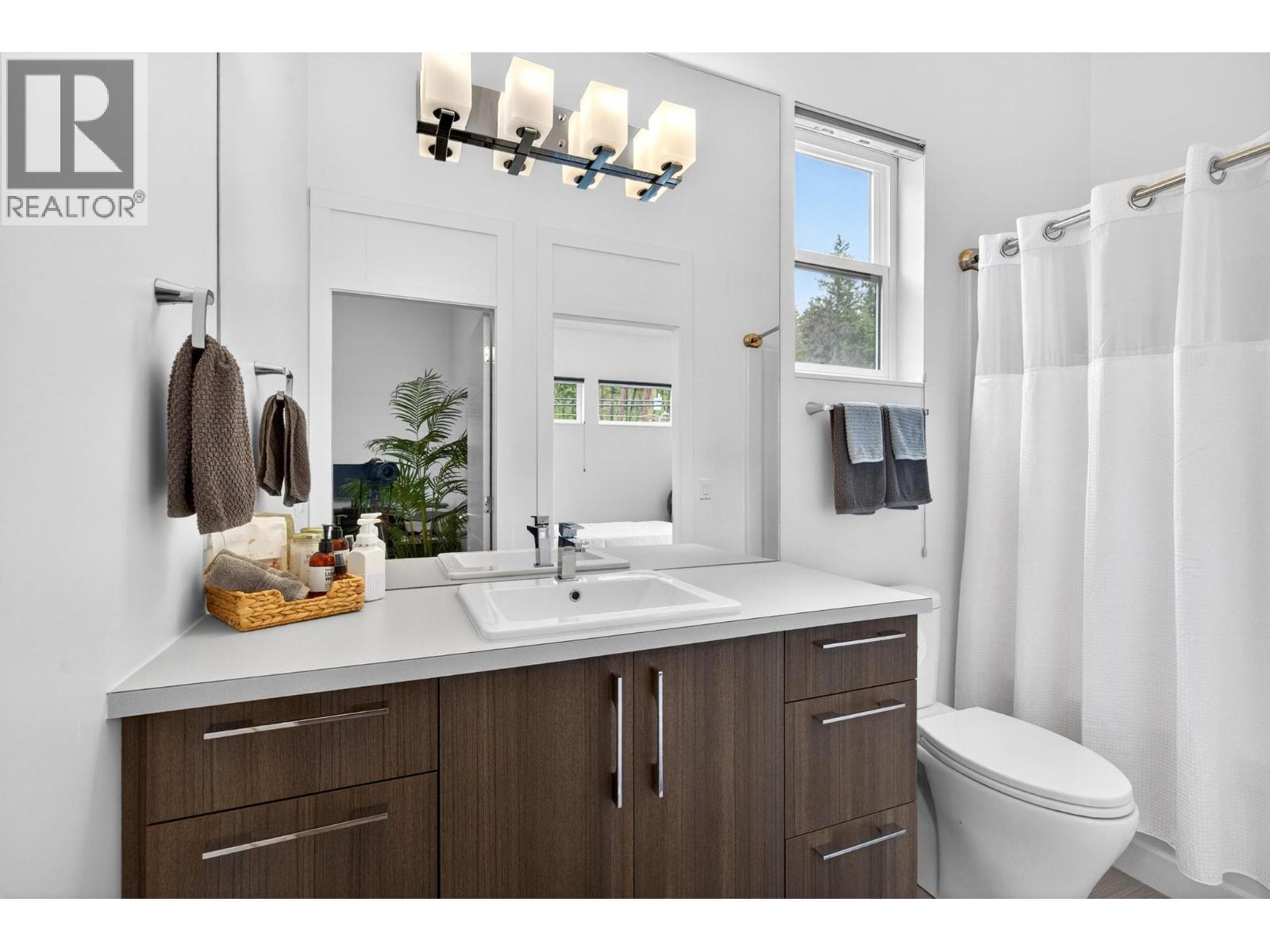 1273 Modern Place