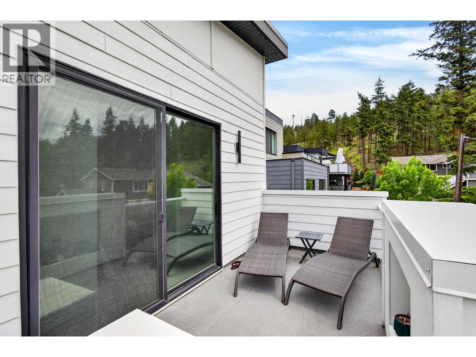 1273 Modern Place