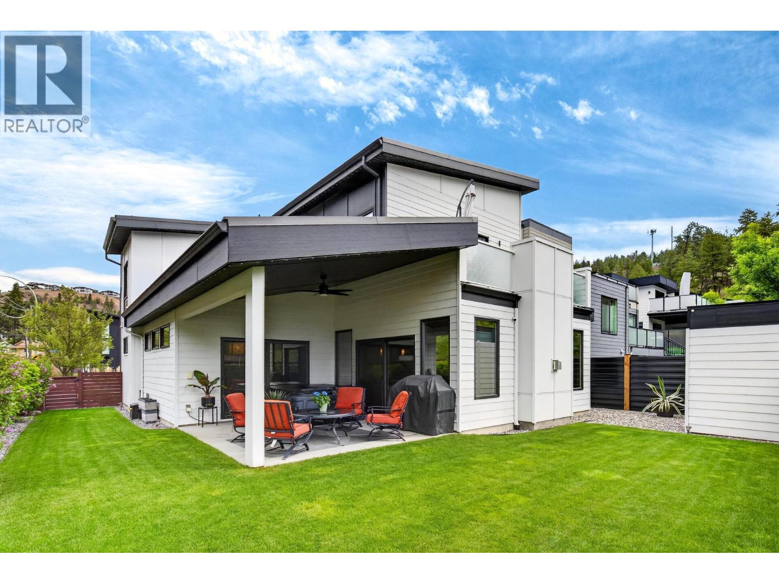 1273 Modern Place