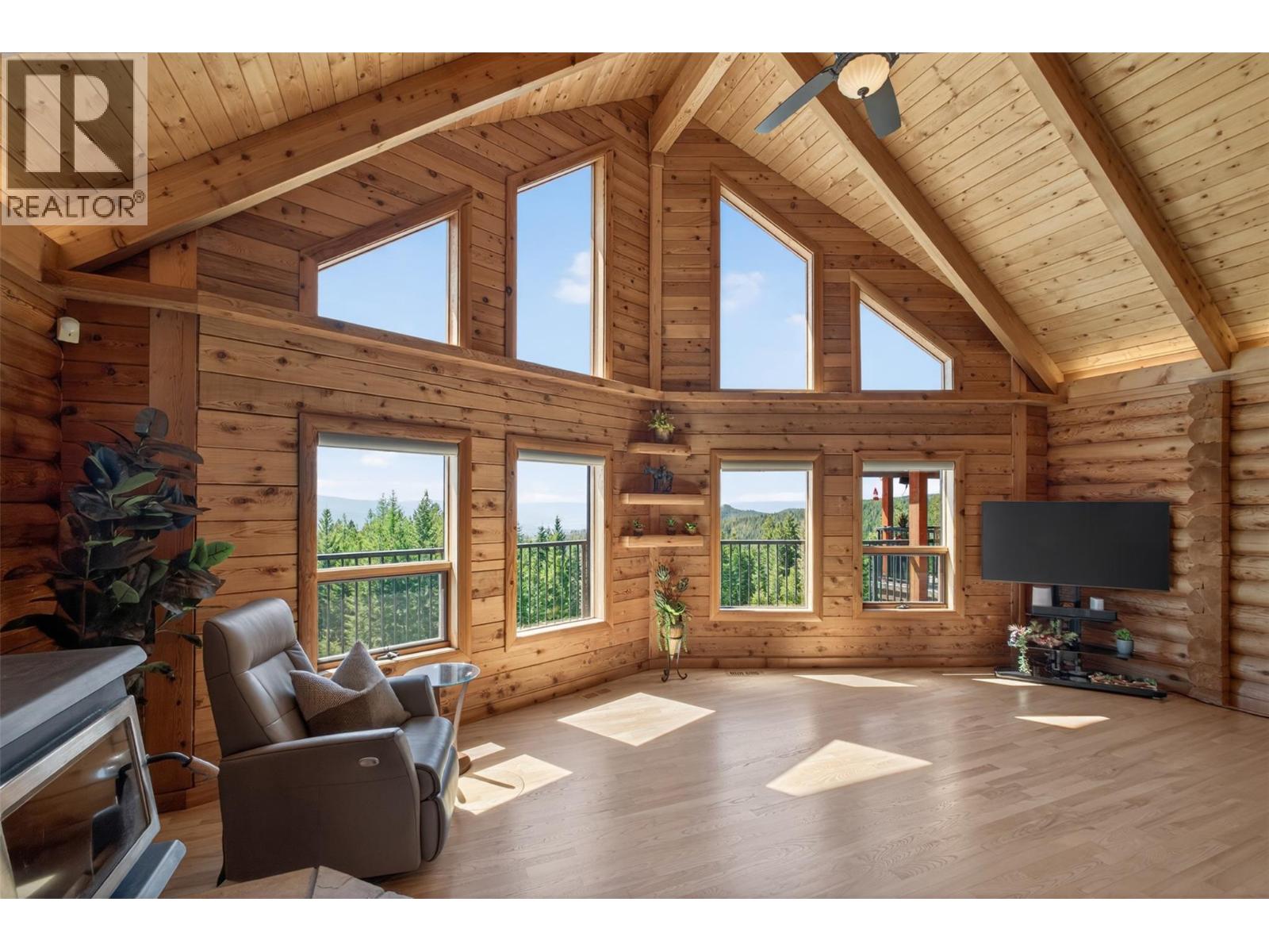 7319 Trapper Court
