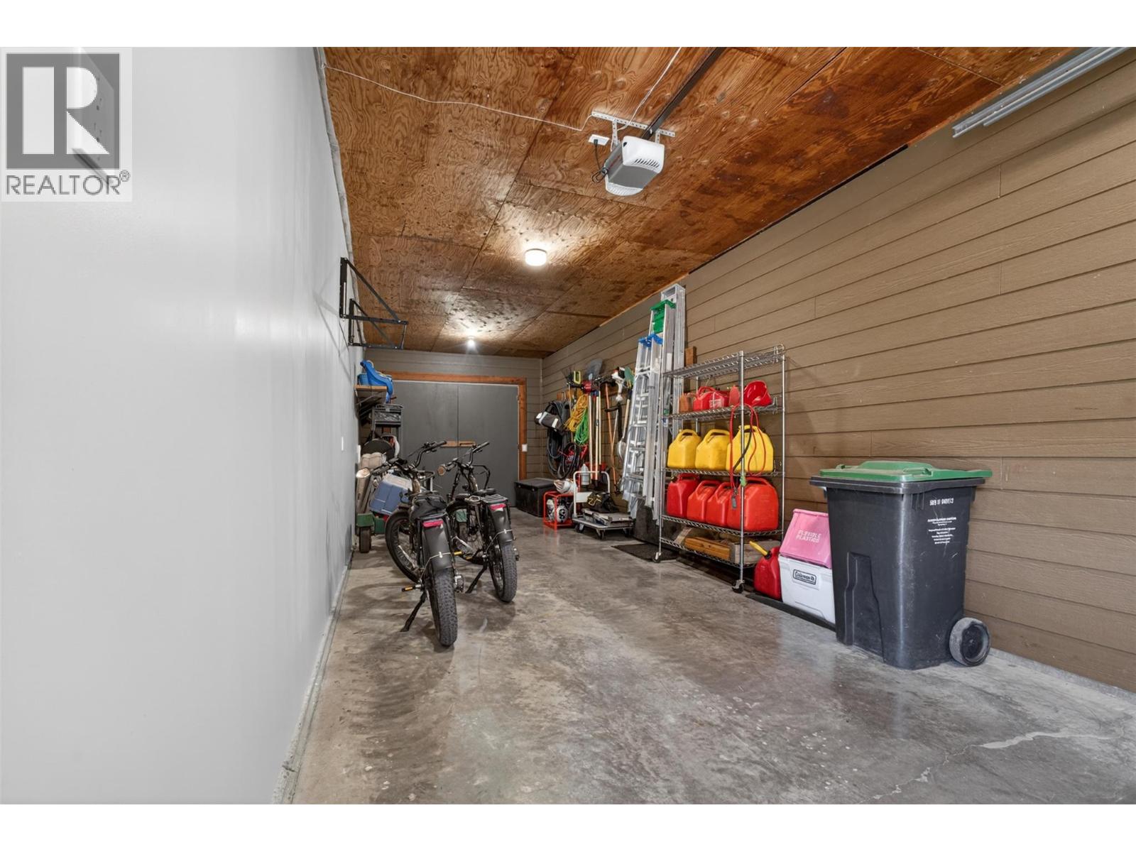 7319 Trapper Court