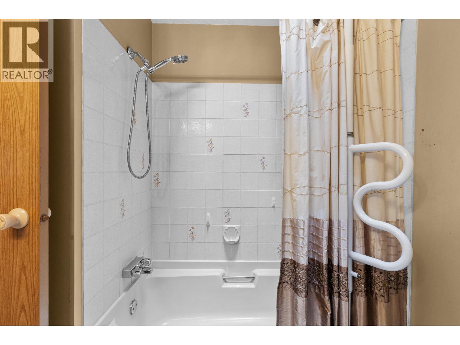 200 Gerstmar Road Unit# 16