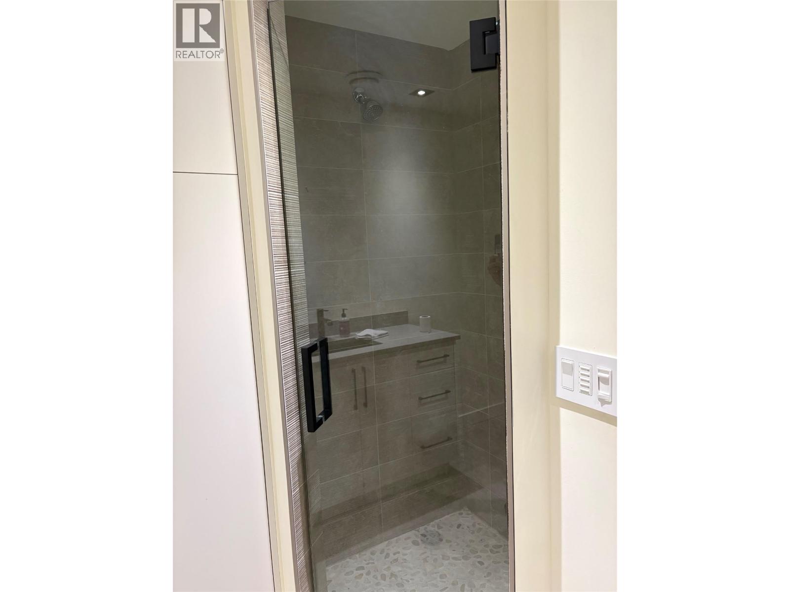 2330 Highway 97S Highway S Unit# B116