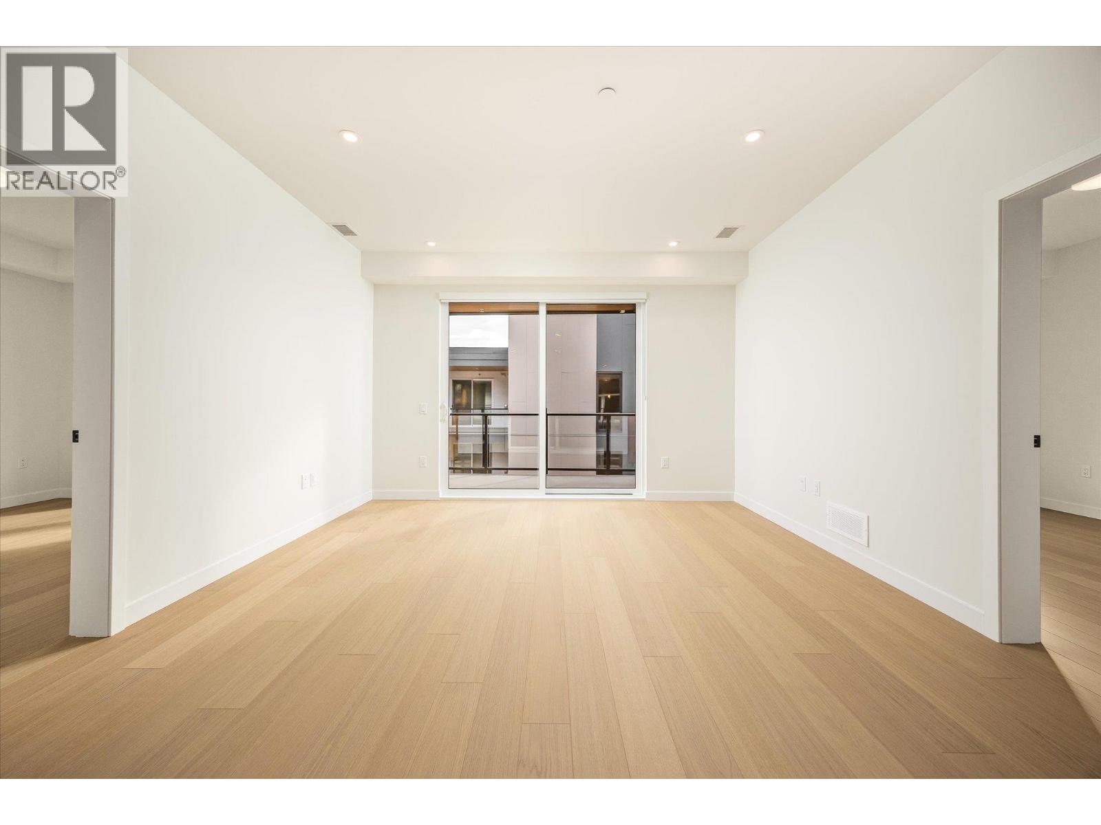 9654 Benchland Drive Unit# 601