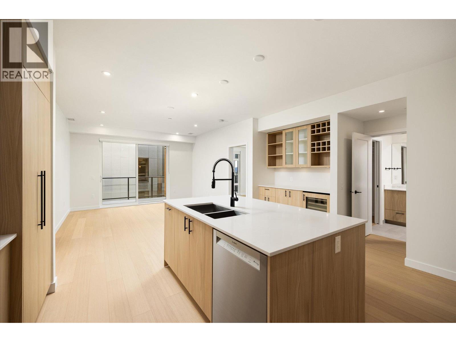9654 Benchland Drive Unit# 601