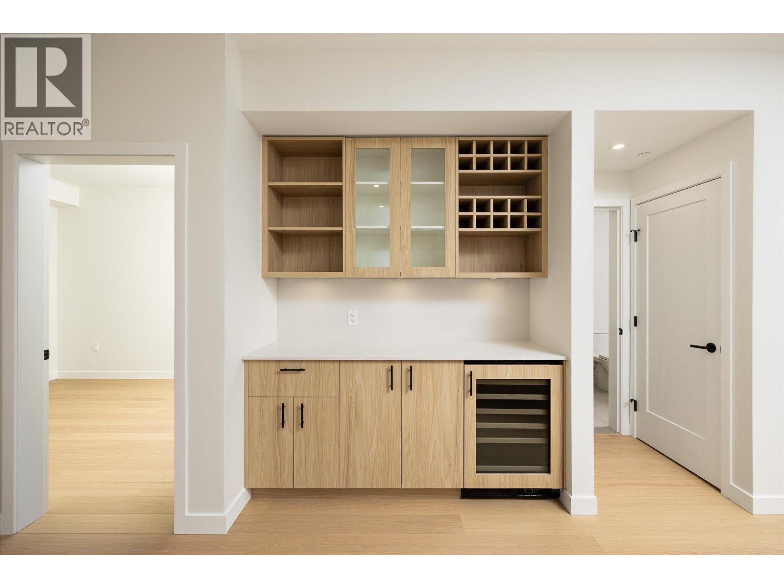 9654 Benchland Drive Unit# 601