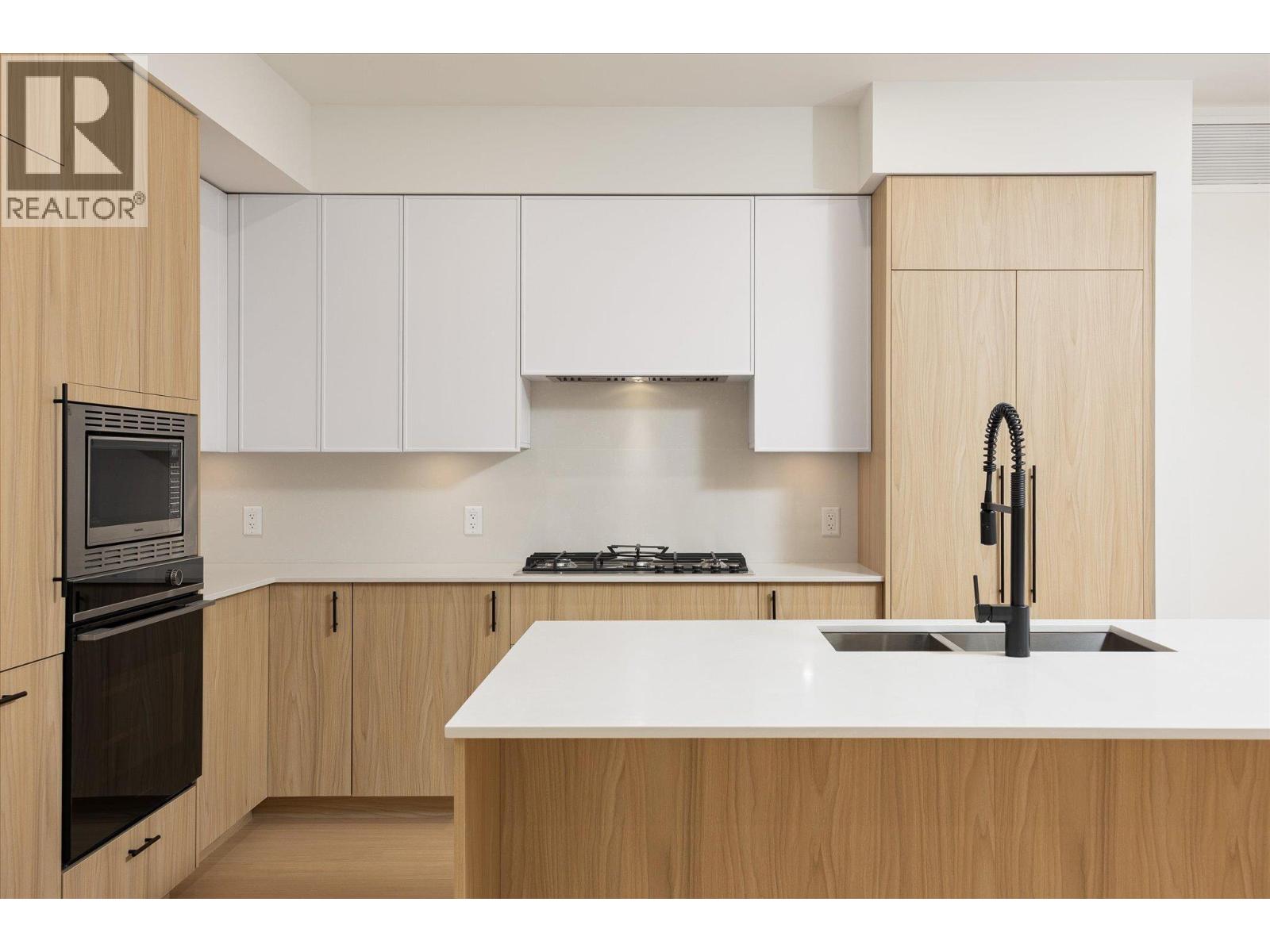 9654 Benchland Drive Unit# 601