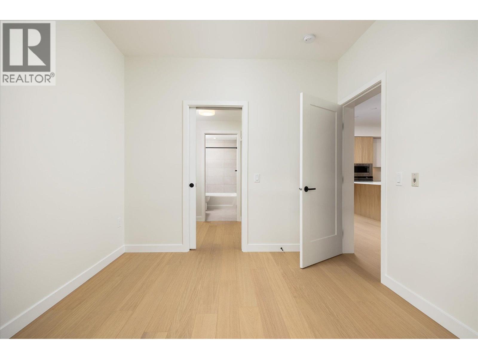 9654 Benchland Drive Unit# 601
