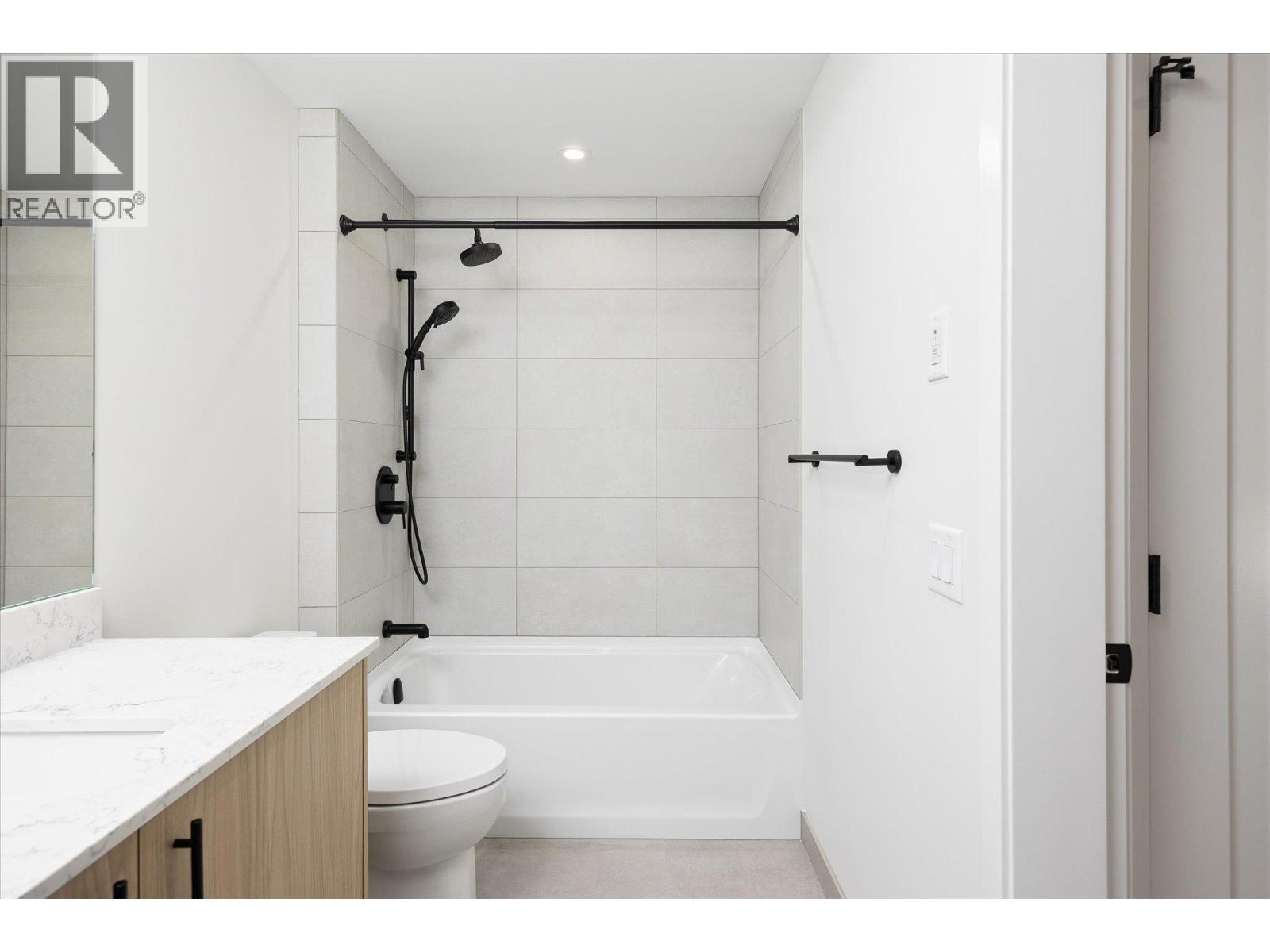 9654 Benchland Drive Unit# 601
