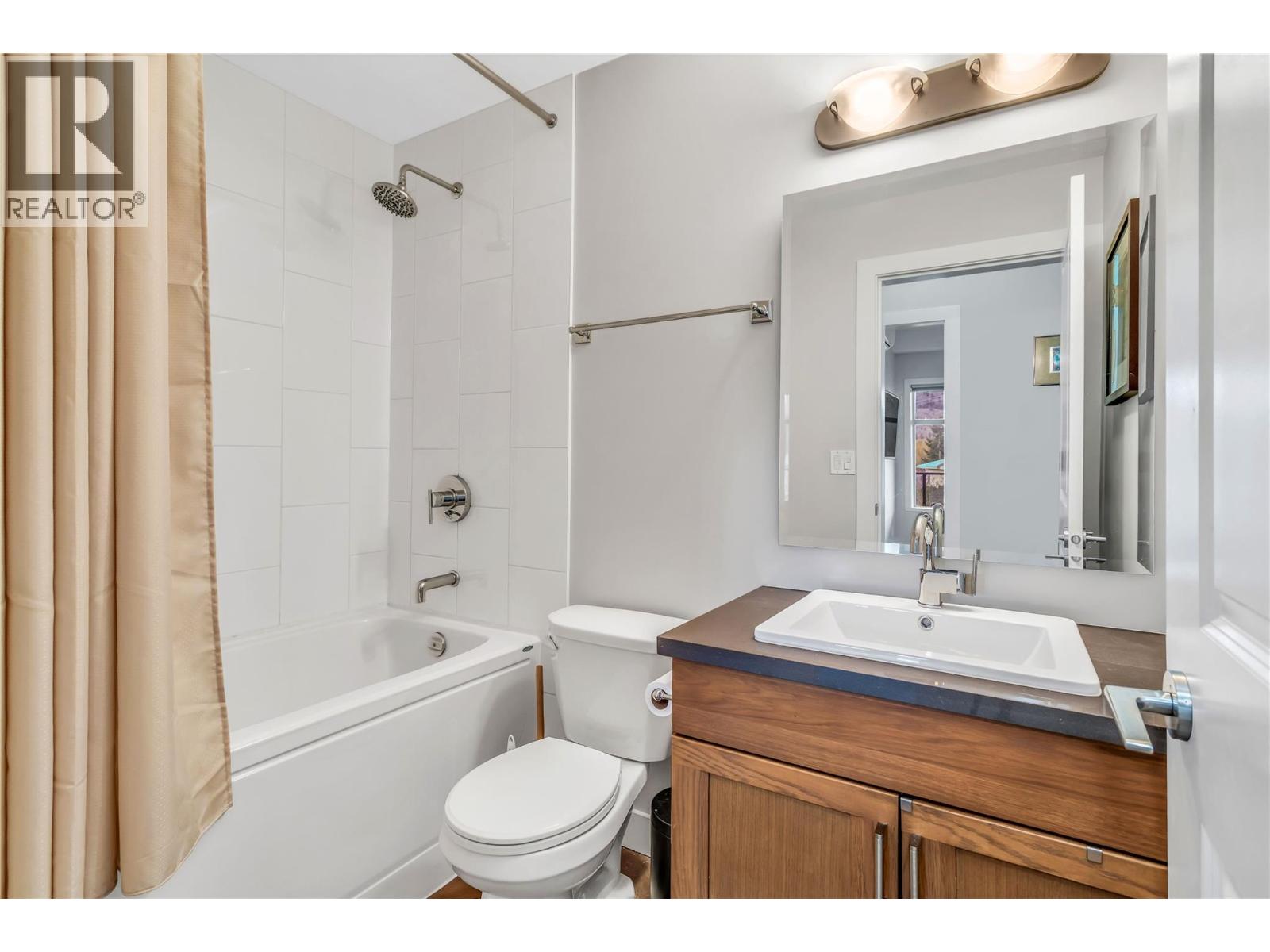 3205 Skyview Lane Unit# 409