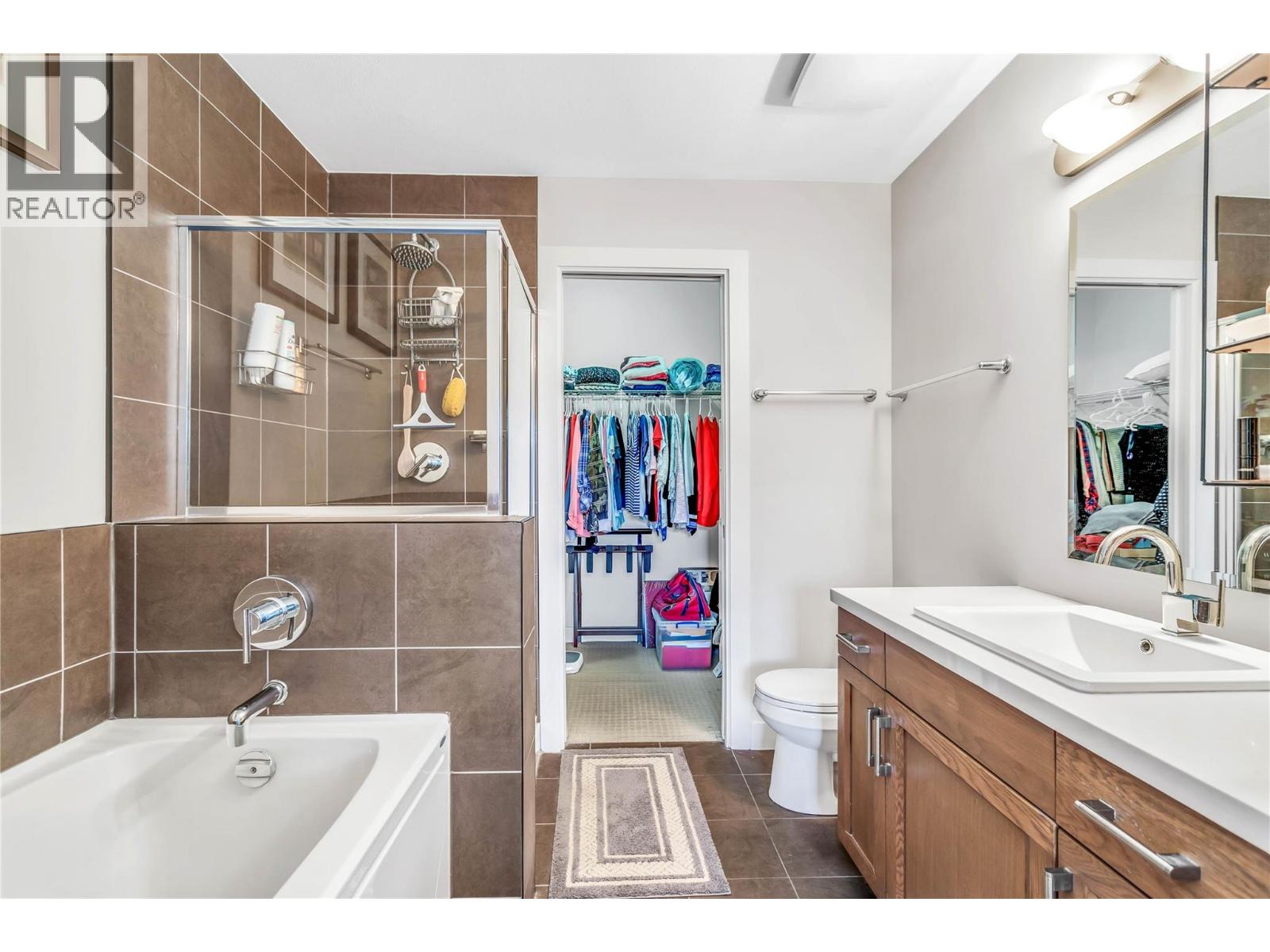 3205 Skyview Lane Unit# 409